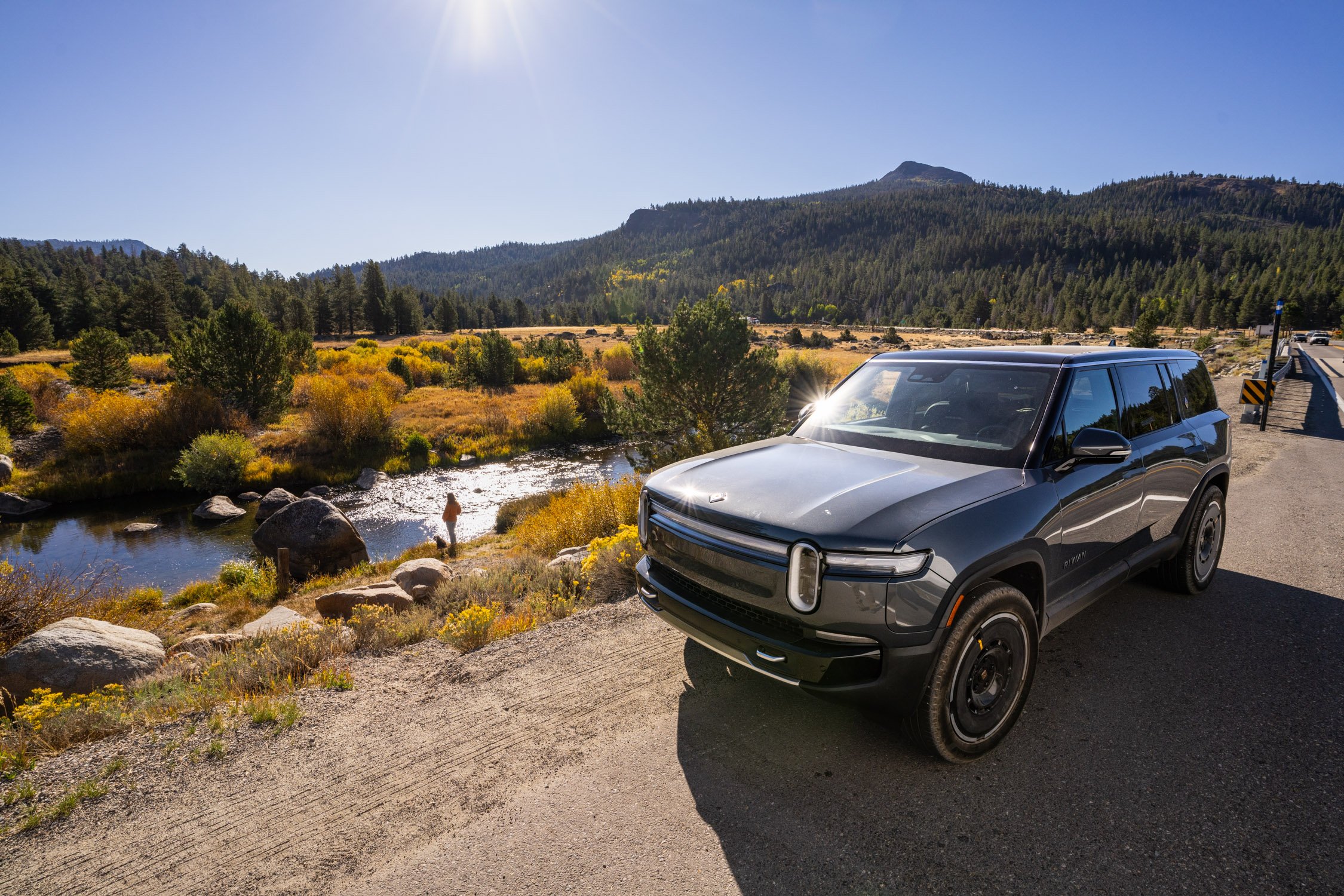 EV road trip around Northern California in search of fall colors for Rivian and AllTrails collaboration.