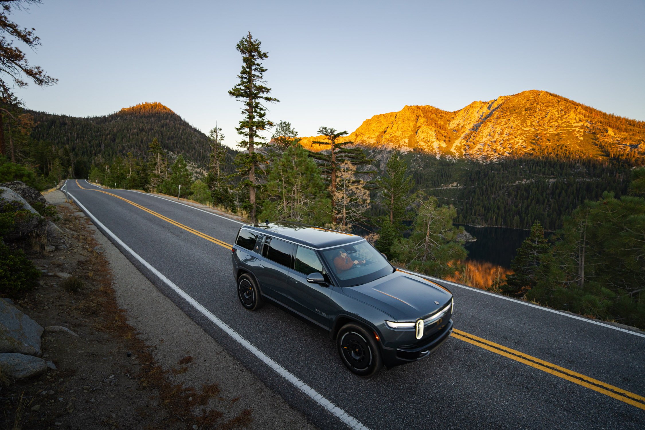 EV road trip around Northern California in search of fall colors for Rivian and AllTrails collaboration.