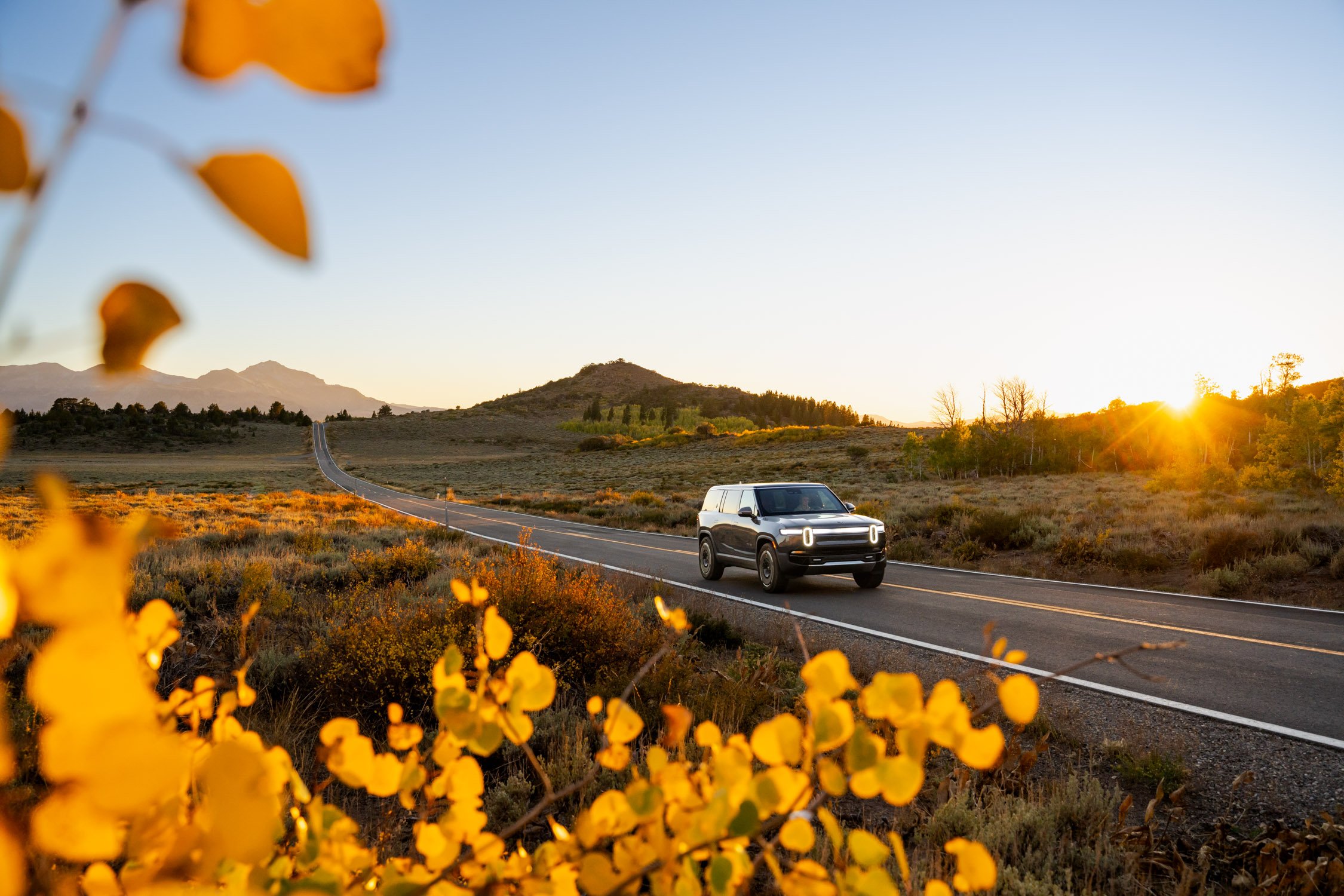 EV road trip around Northern California in search of fall colors for Rivian and AllTrails collaboration.
