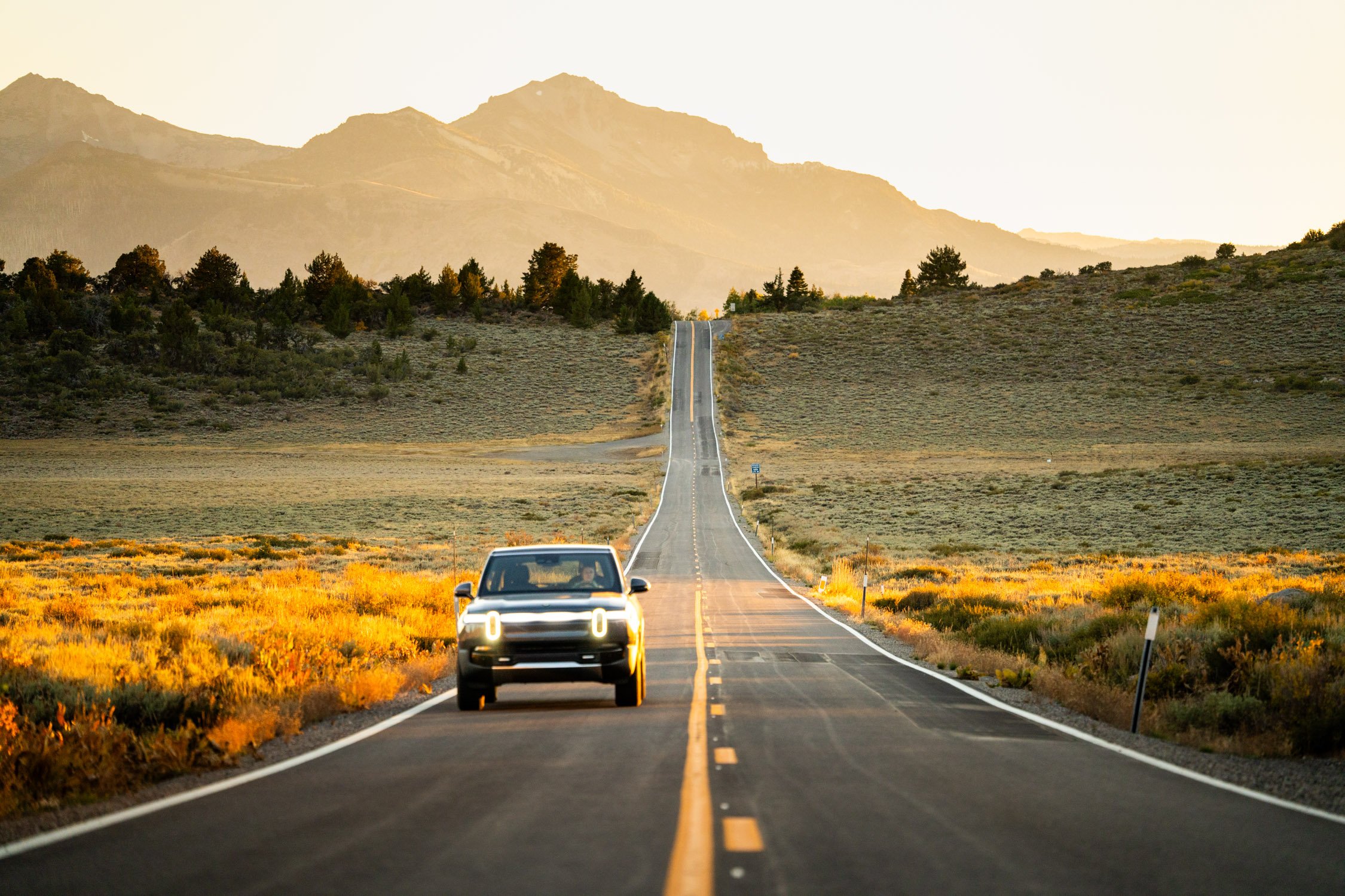 EV road trip around Northern California in search of fall colors for Rivian and AllTrails collaboration.