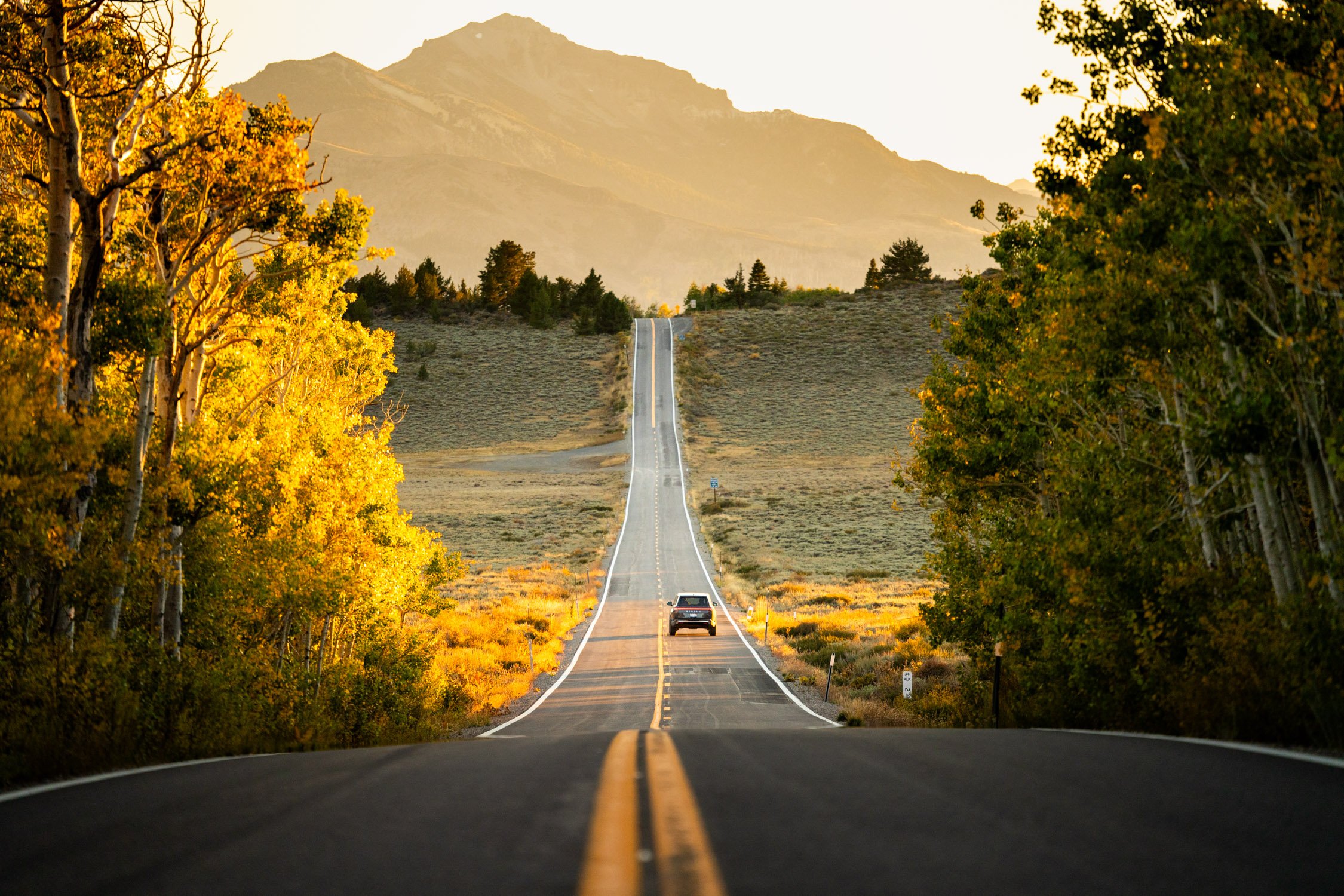 EV road trip around Northern California in search of fall colors for Rivian and AllTrails collaboration.