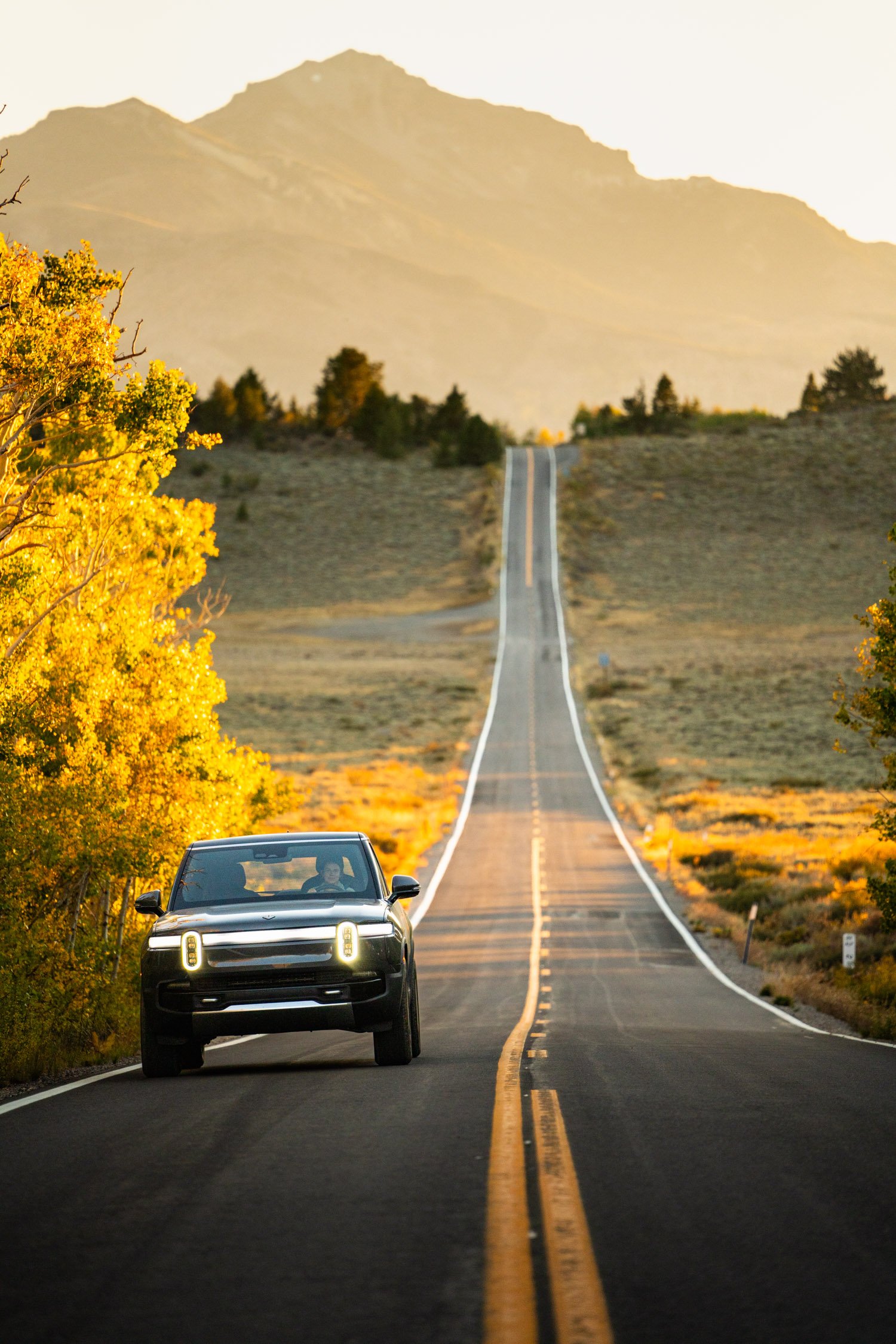 EV road trip around Northern California in search of fall colors for Rivian and AllTrails collaboration.