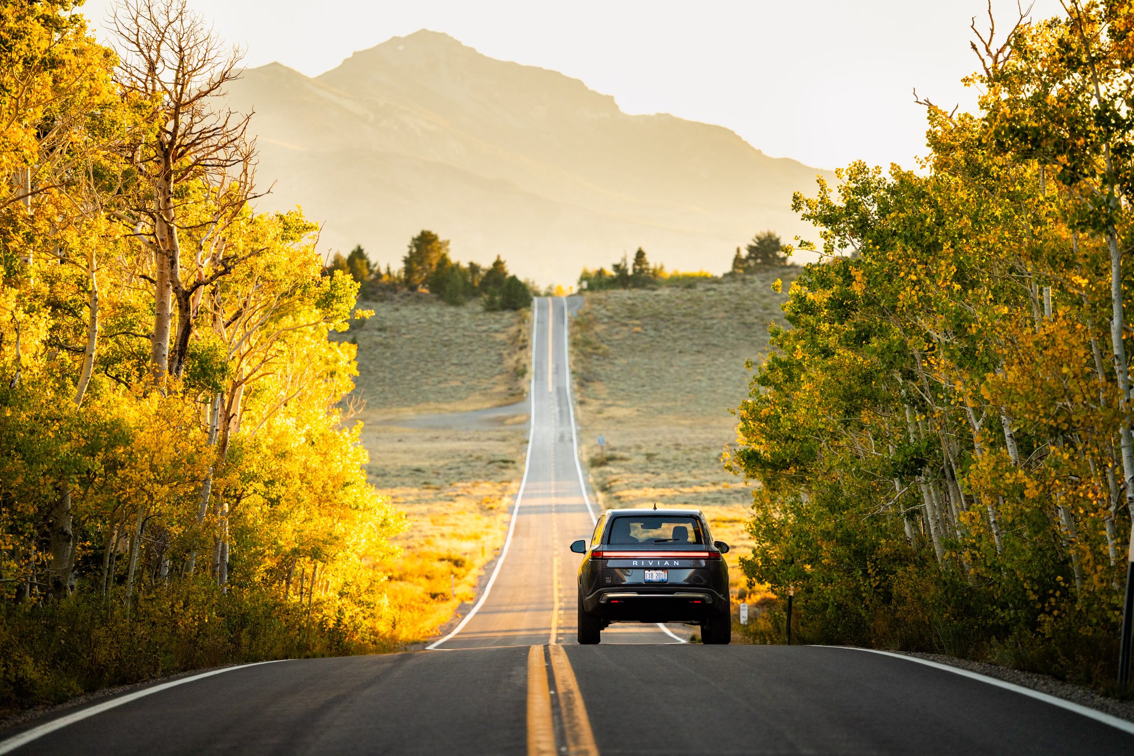 EV road trip around Northern California in search of fall colors for Rivian and AllTrails collaboration.