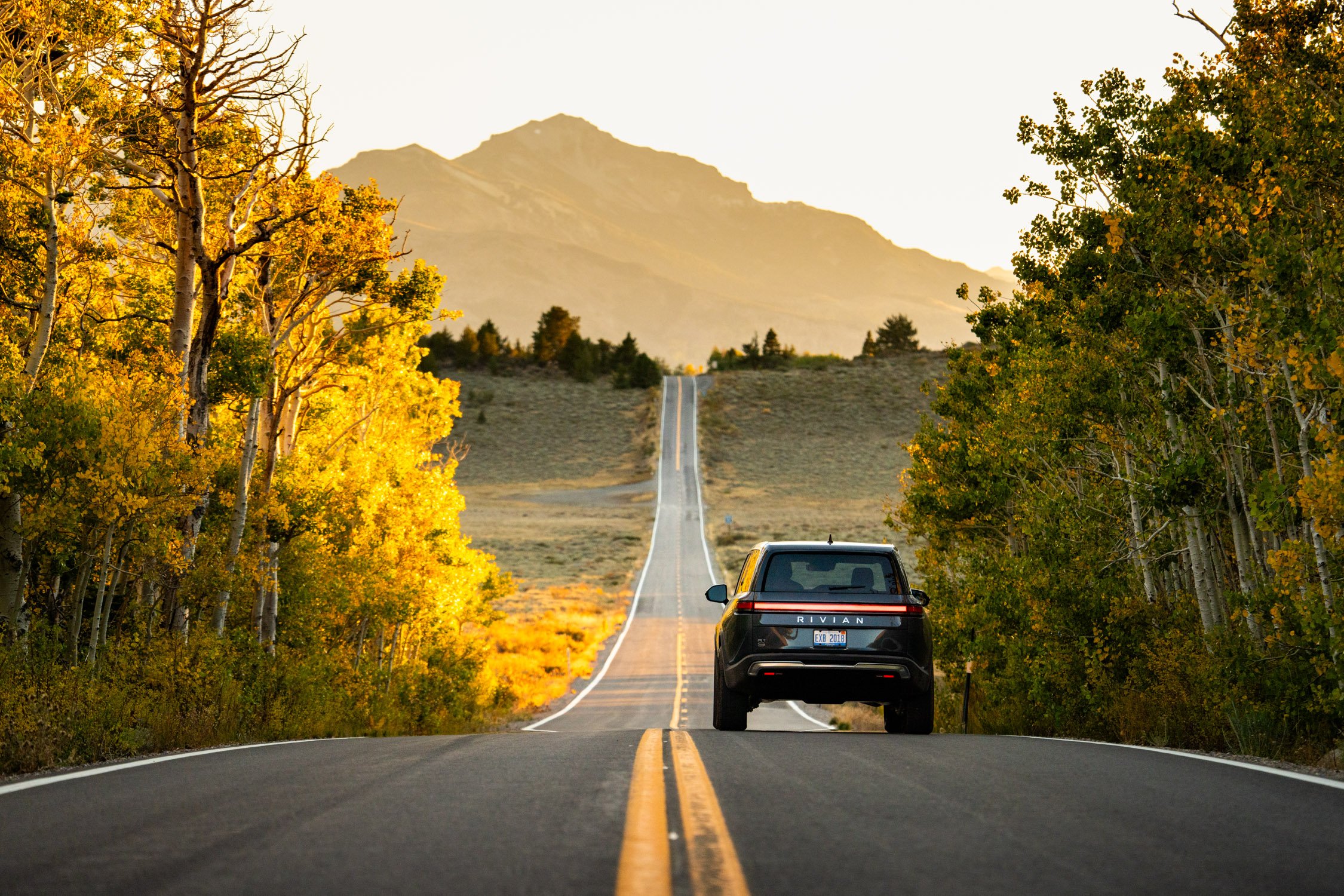 EV road trip around Northern California in search of fall colors for Rivian and AllTrails collaboration.