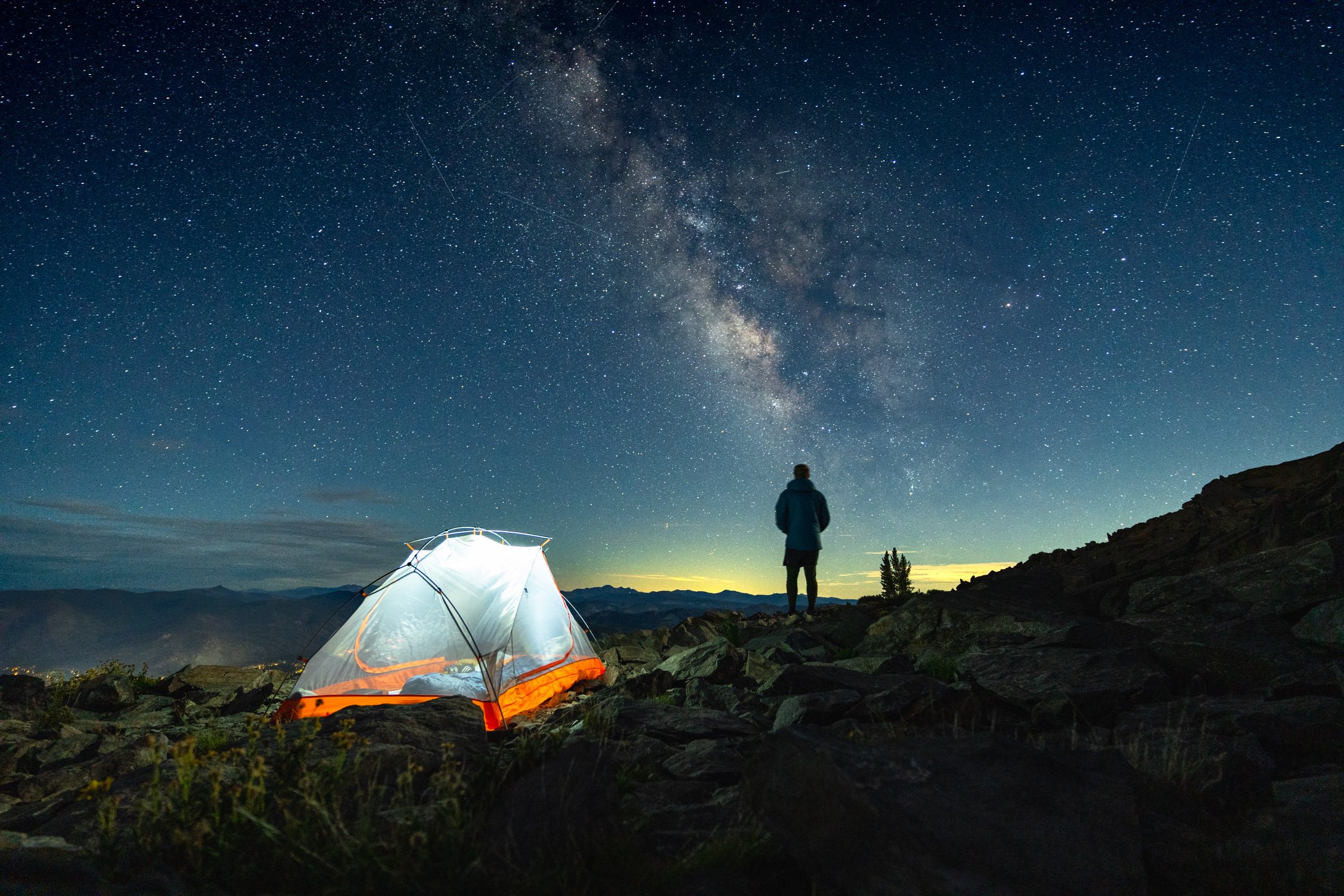 I Hiked Mount Tallac to Watch the Stars – You Should Too