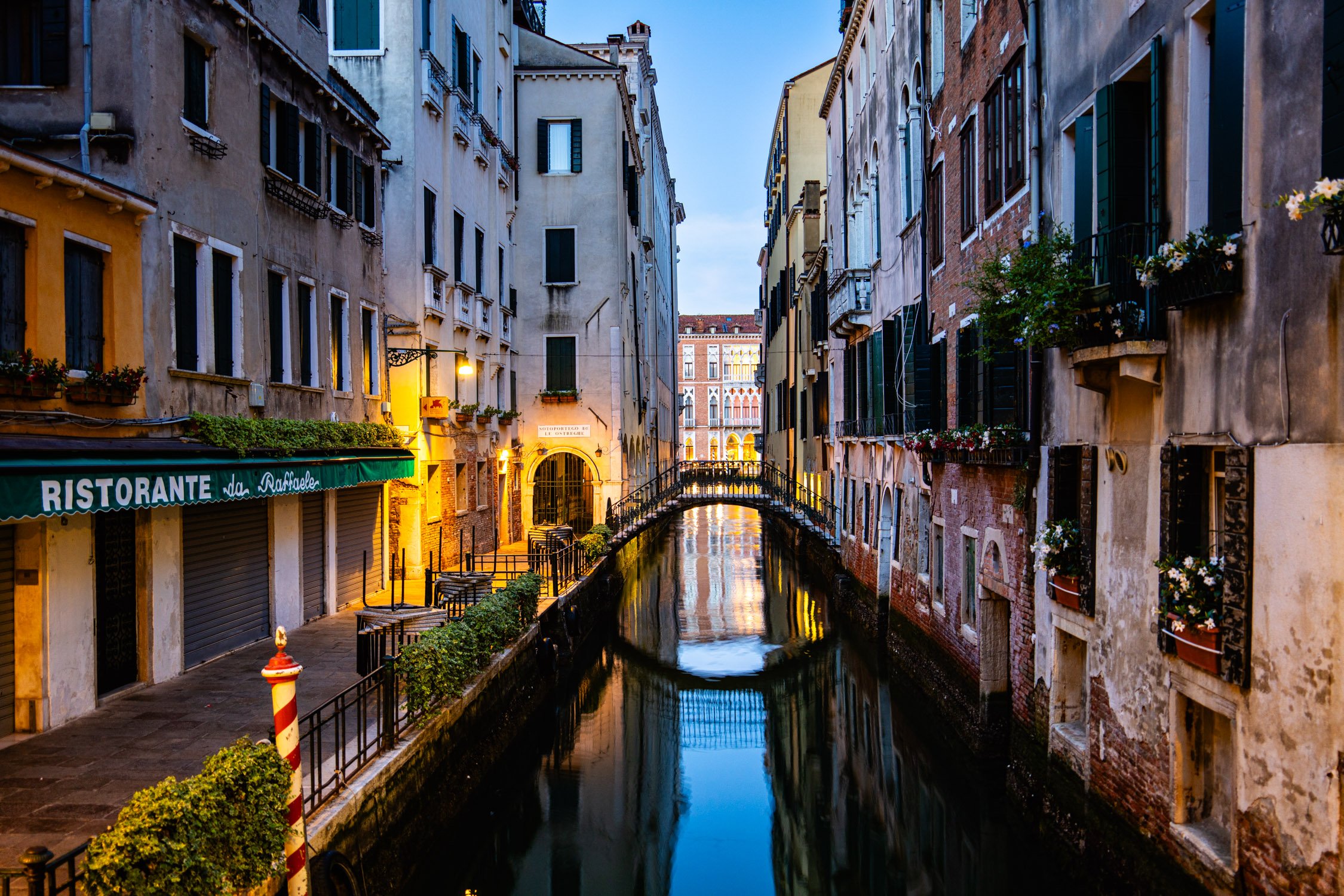 DALTONJOHNSON_240617_VENICE AND DOLOMITES_VENICE, ITALY_00155.jpg