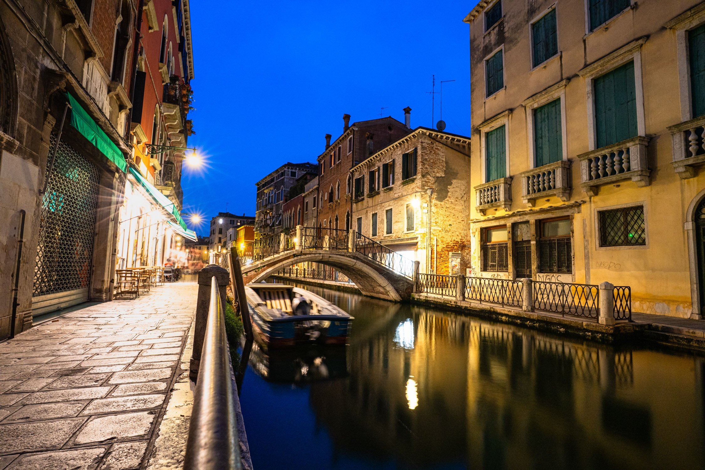 DALTONJOHNSON_240617_VENICE AND DOLOMITES_VENICE, ITALY_00673.jpg
