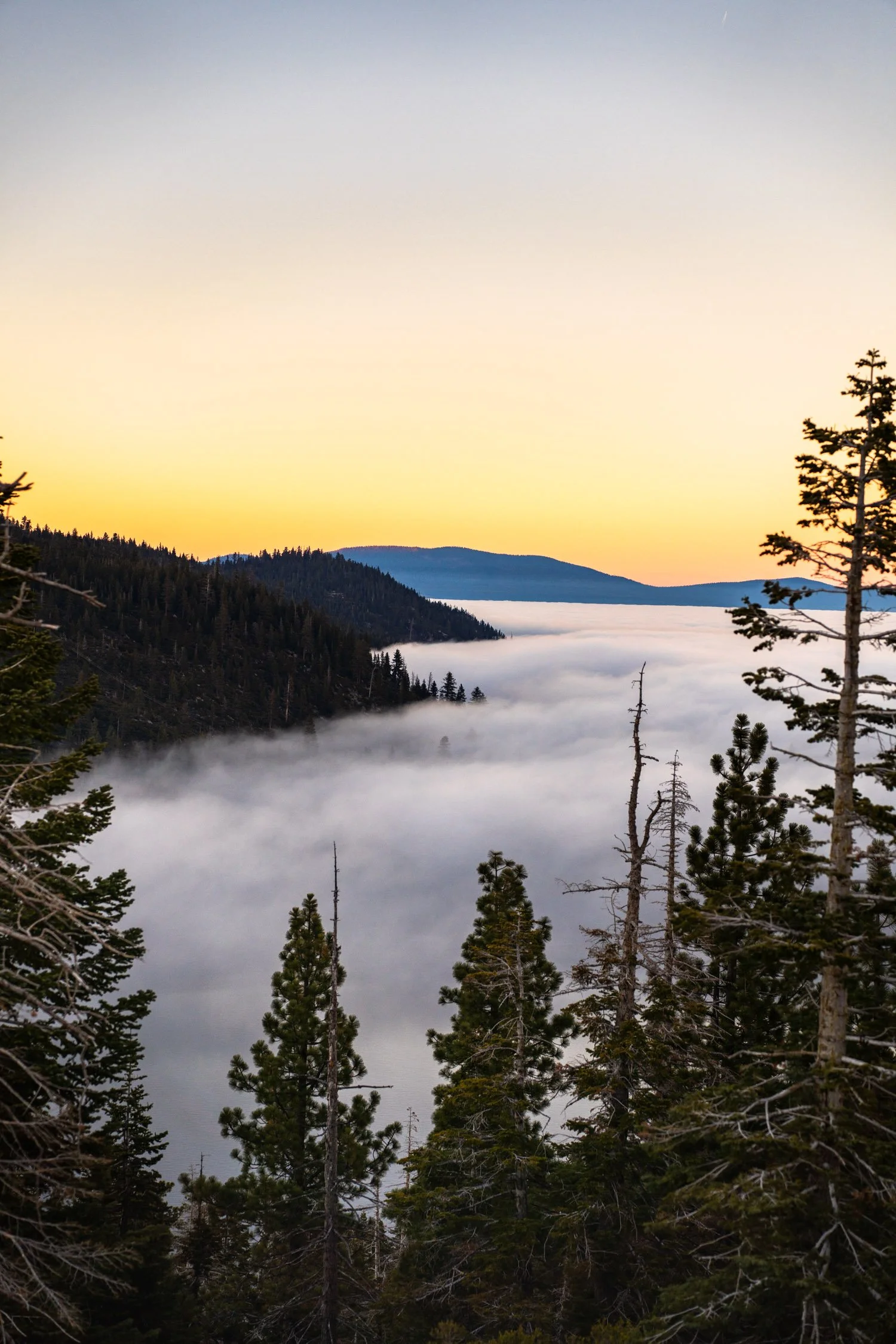 DALTONJOHNSON_251211_EMERALD BAY INVSERSION LAYER SUNSET_STILLS_SOUTH LAKE TAHOE, CA_00052.jpg