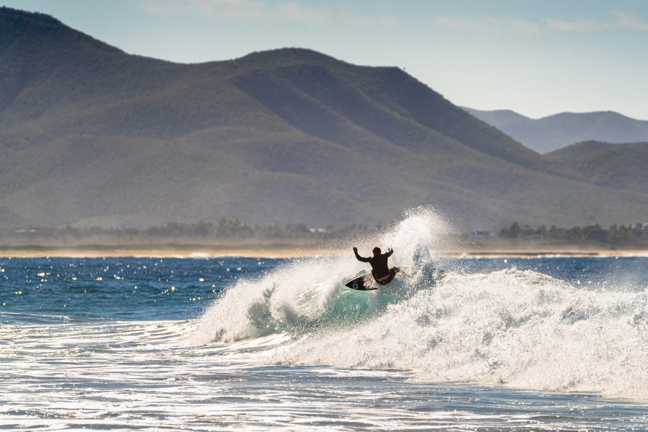DALTONJOHNSON_260106_CERRITOS SURF FROM LAND_CERRTIOS BEACH, BAJA_00000-2.jpg