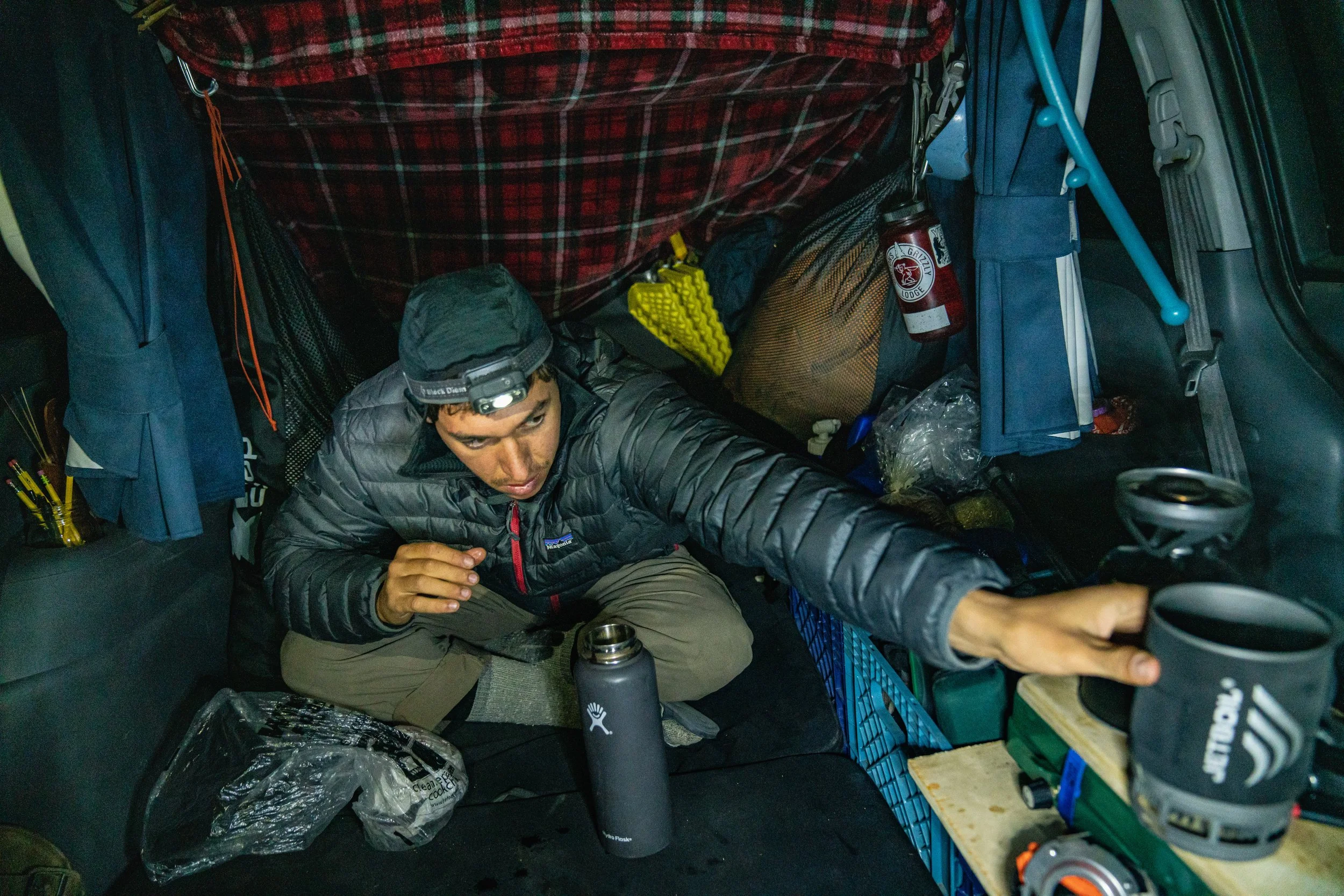 Dalton Johnson adventure photographer photographs an expedition to climb all of california's 14,000 foot peaks 00029.jpg