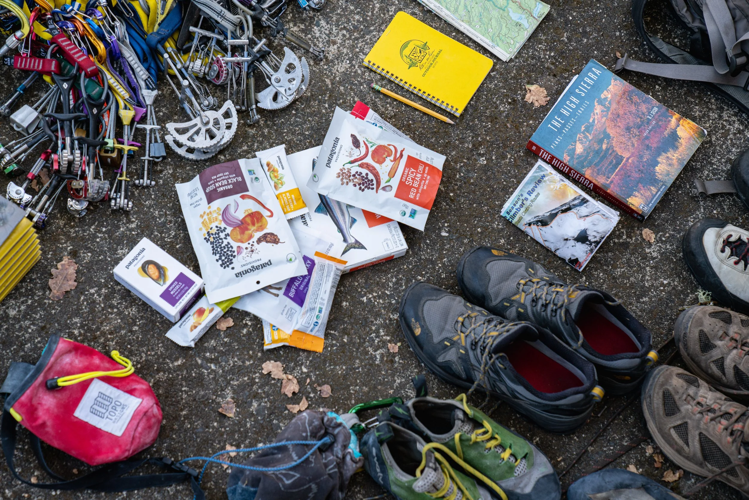 Dalton Johnson adventure photographer photographs an expedition to climb all of california's 14,000 foot peaks 00001.jpg