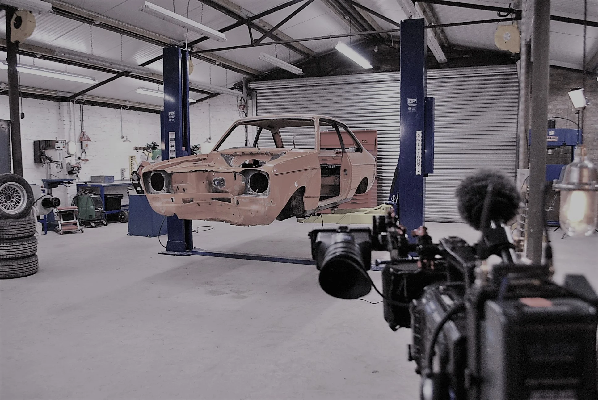 Escort-with-camera (2).jpg