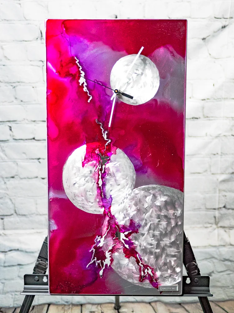 GROUND CONTROL TO MAJOR TOM