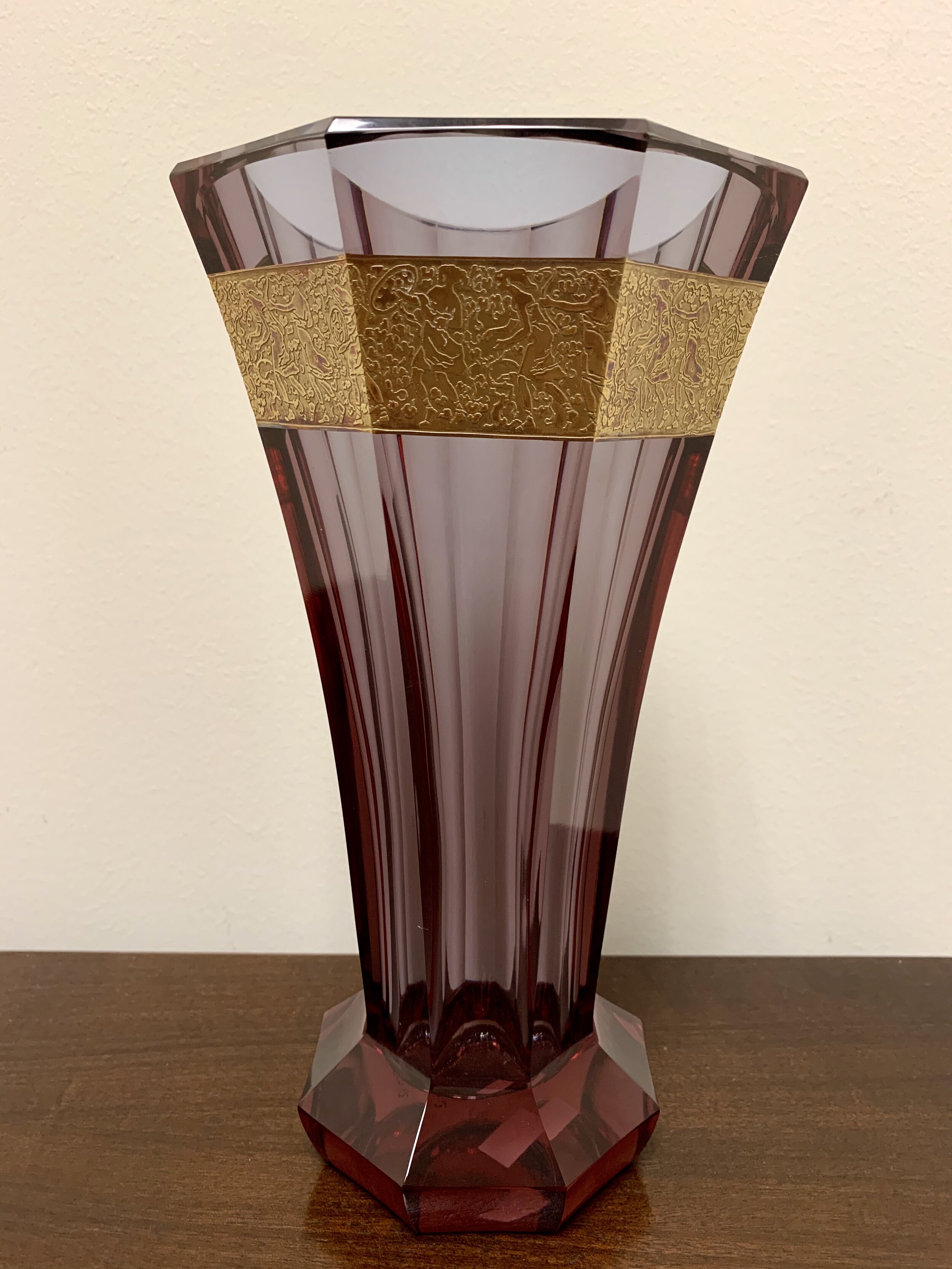 Amethyst “Sovereign” Facet-Cut Pedestal Vase