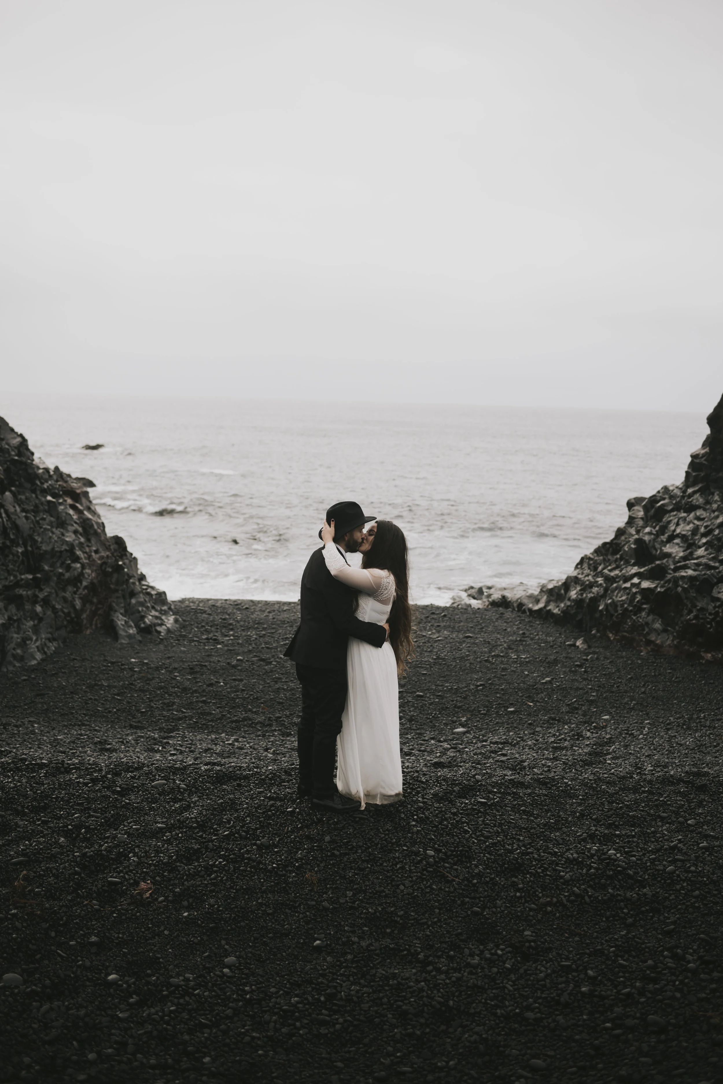 MANNY_ELAINE_ICELAND_FINAL20171010_0140.jpg