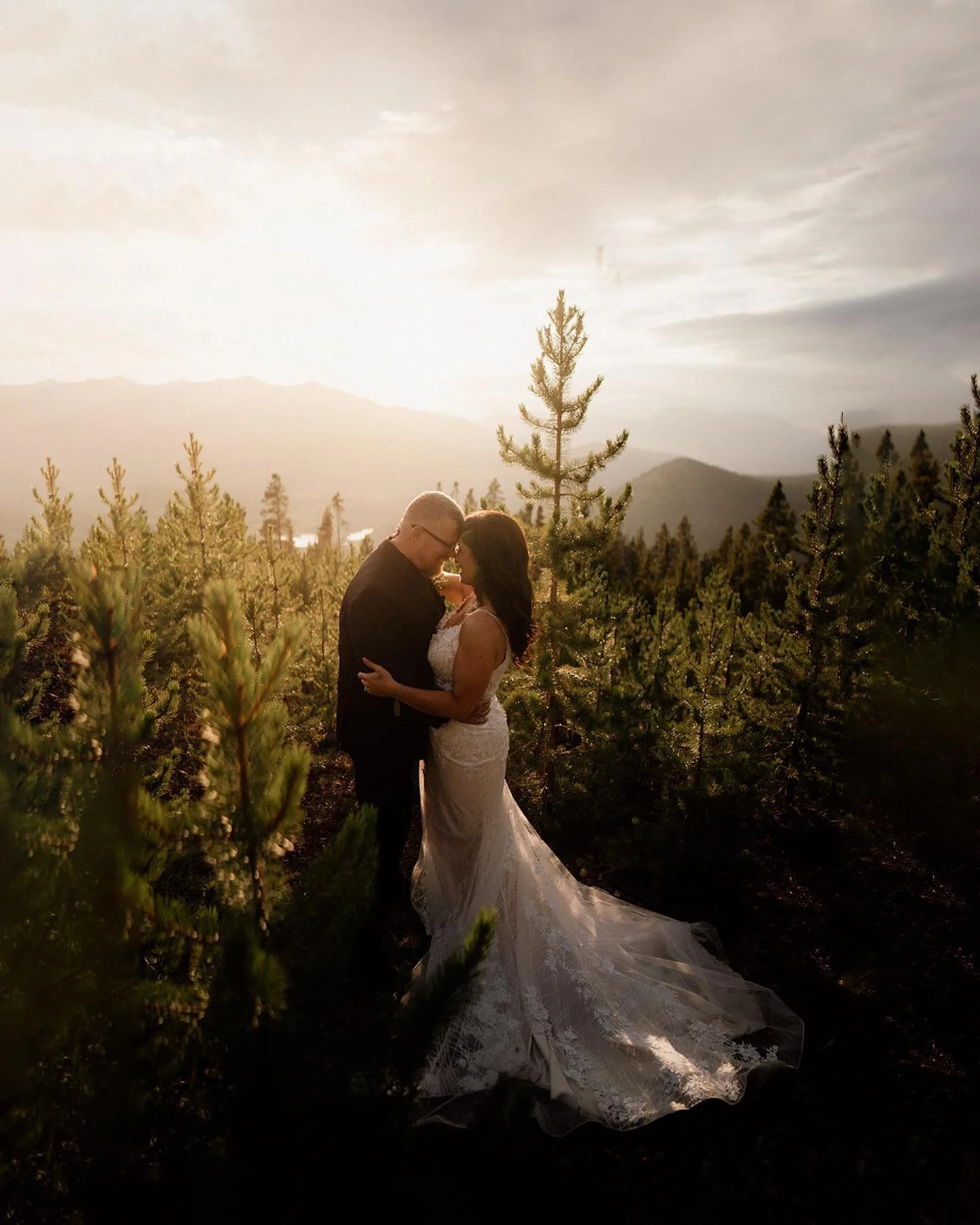 Last week was one for the books. I spent the week in Colorado, explored the Rockies (Finally! - our first time we visited we ended up not able to go anywhere due to the government shutdown) saw Breckenridge but this time without snow, and it&rsquo;s 