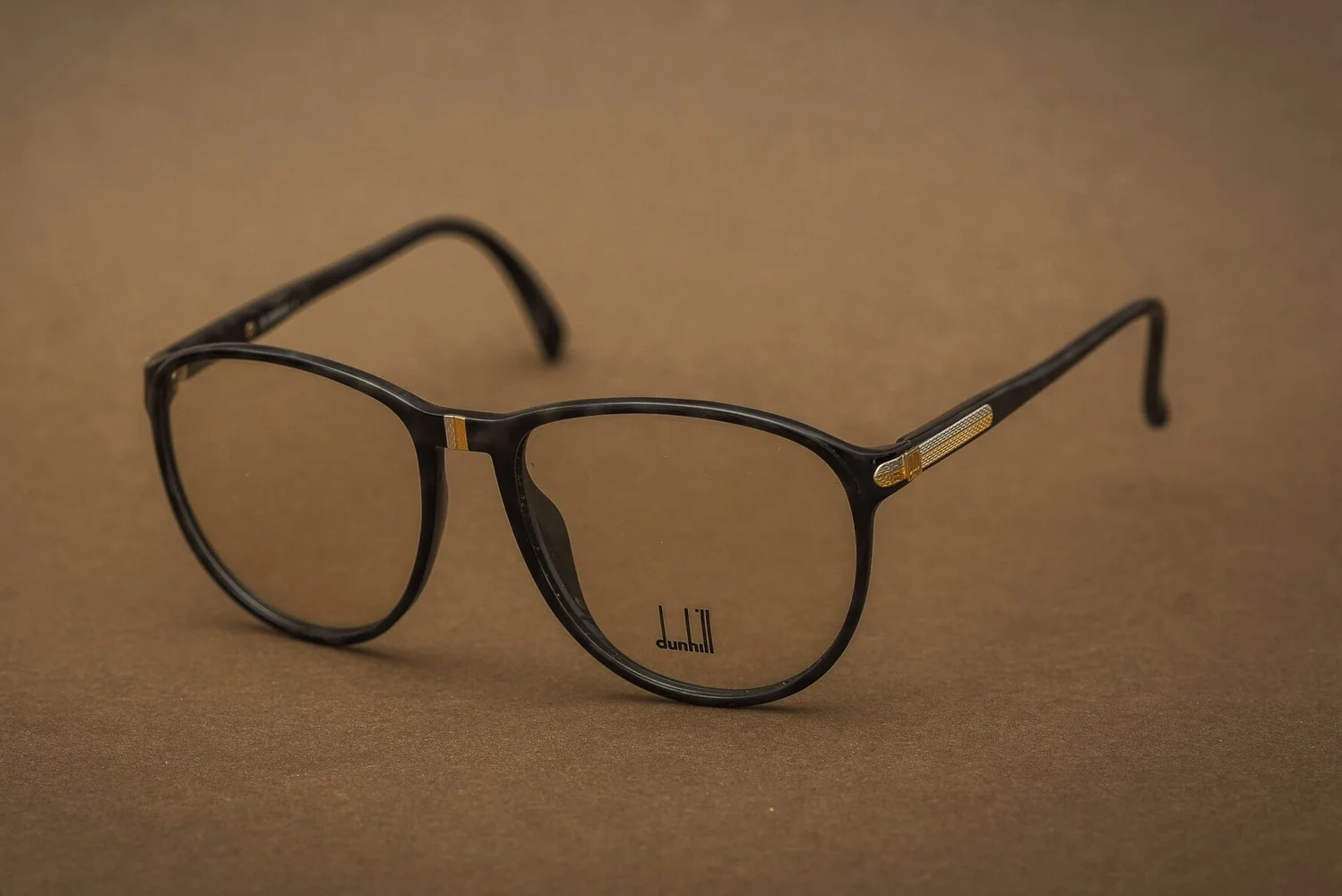 THOVF_Dunhill_6040-2.jpg