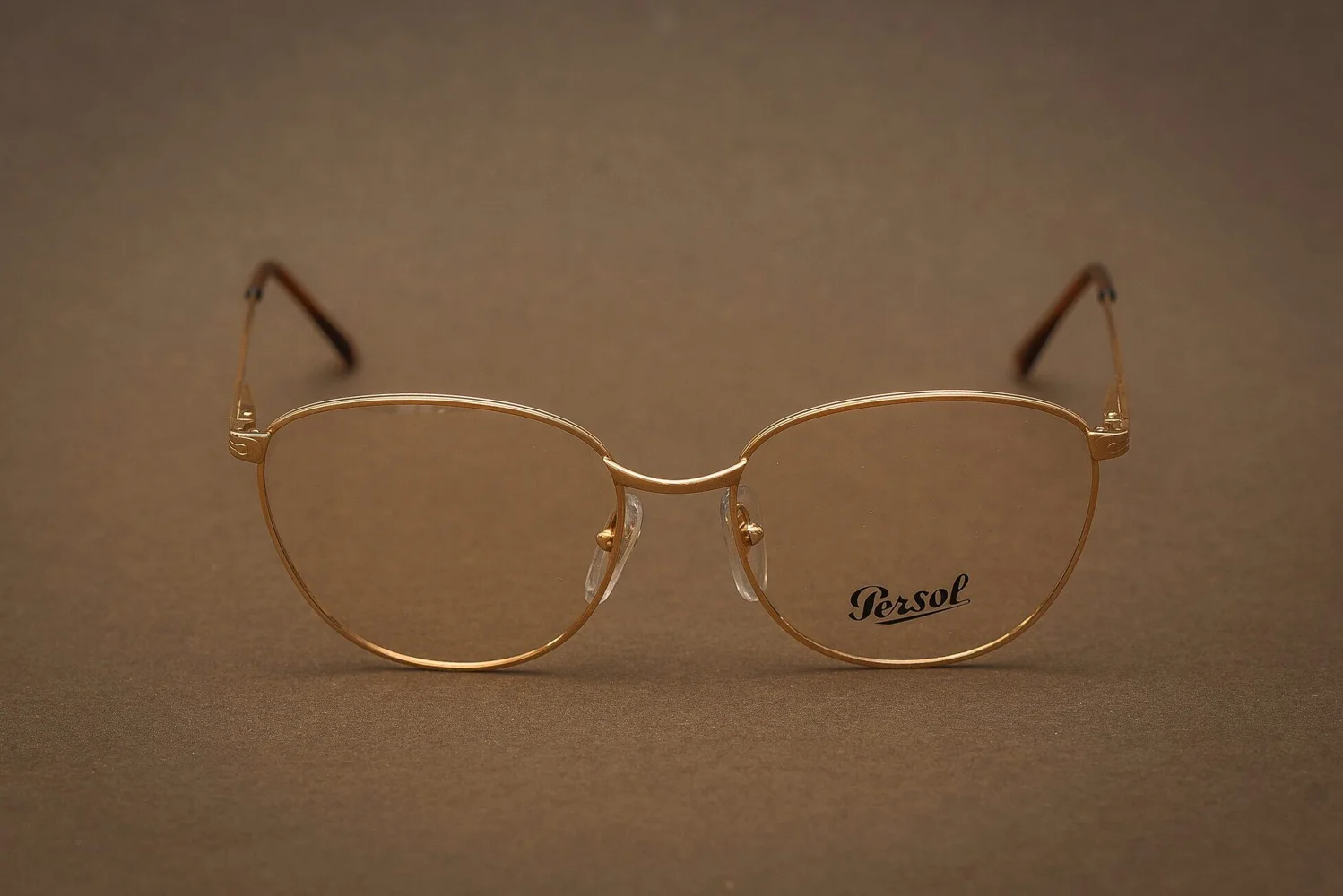 THOVF_Persol_Edis_Ratti-1.jpg