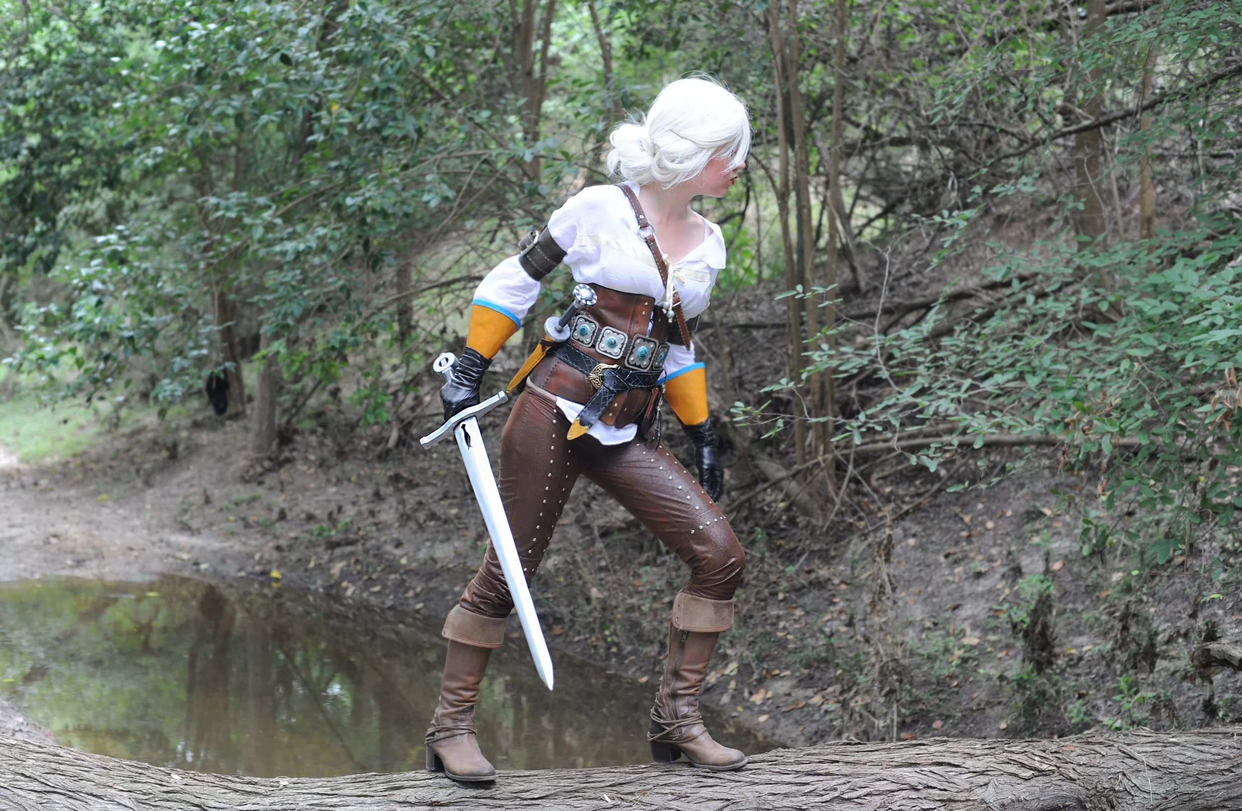 Ciri cosplay from the Witcher 3 by Tiffany Gordon Cosplay