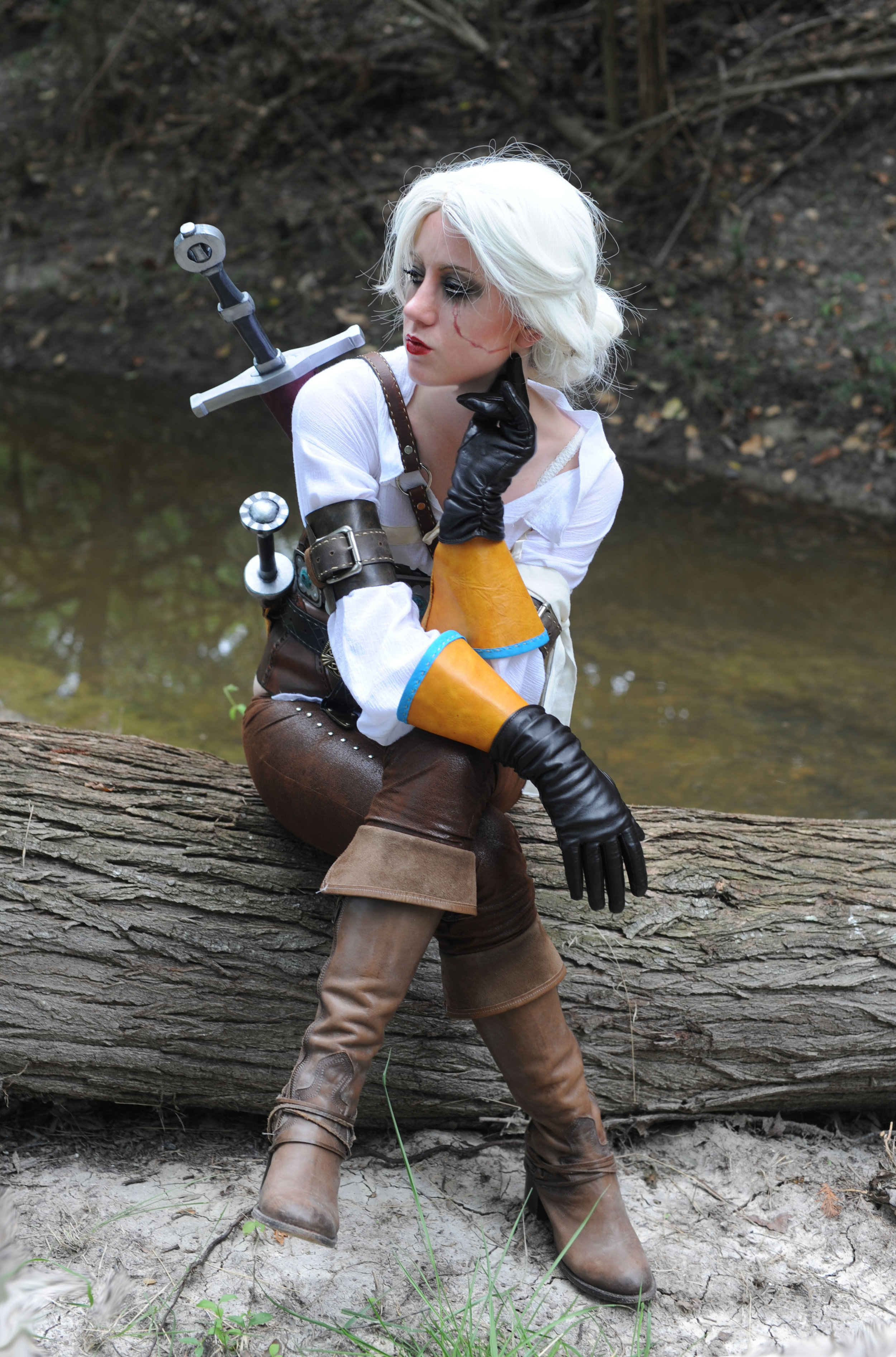 Ciri cosplay from the Witcher 3 by Tiffany Gordon Cosplay