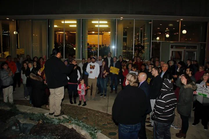 Welcoming City initiative leader Sonny Garcia addresses a crowd in support of the city ordinance on November 28. (Photo Credit: Bloomington YWCA)