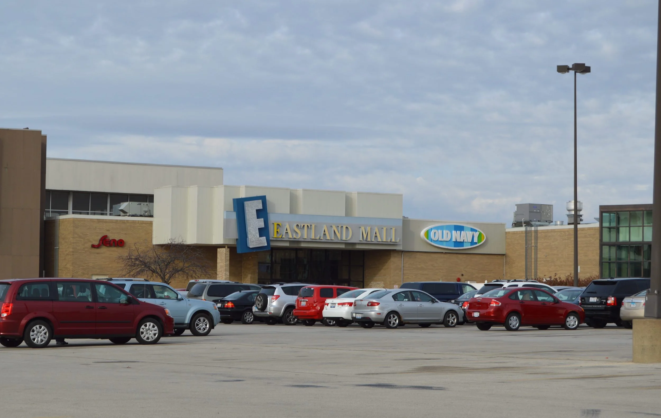 Berger's is the third anchor store to close its doors at Eastland Mall. JC Penney and Macy's closed last year. (Image credit: Christian Prenzler)
