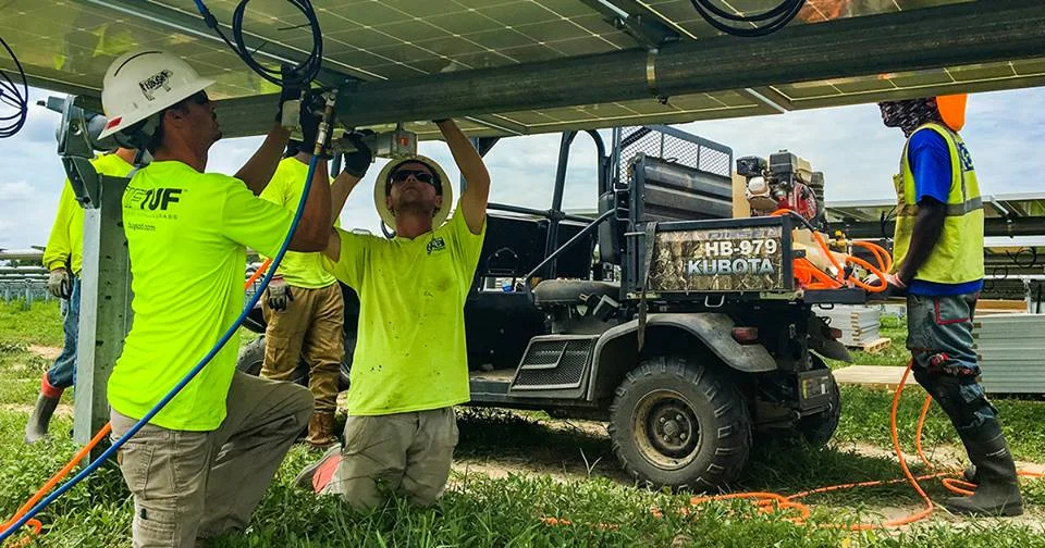Construction crews install solar modules at A Cypress Creek Renewables development in North Carolina. McLean County Board members approved the developer's fourth area project Tuesday. (Photo: Cypress Creek Renewable/Facebook)