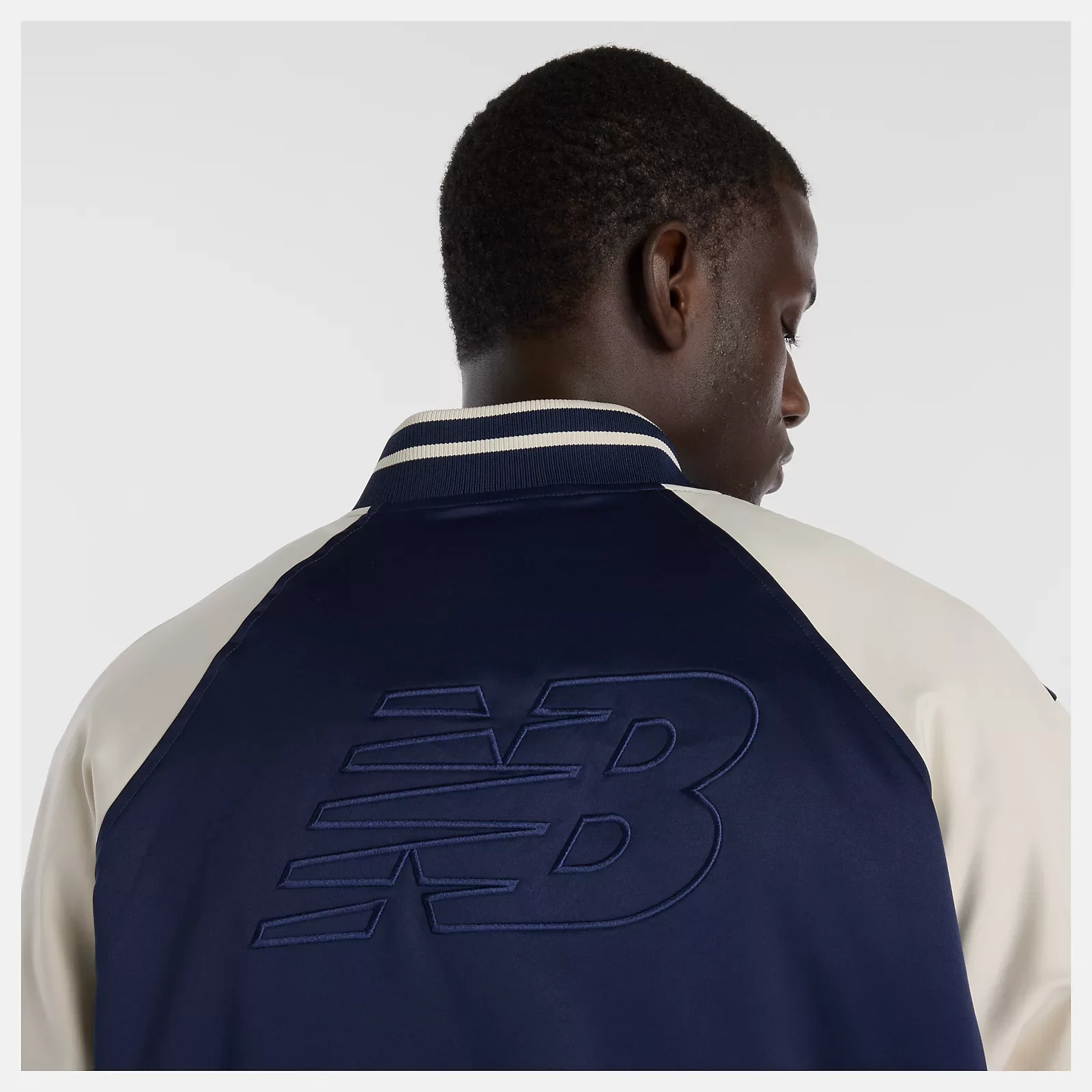 mj6102r7tnv_nb_73_i.webp