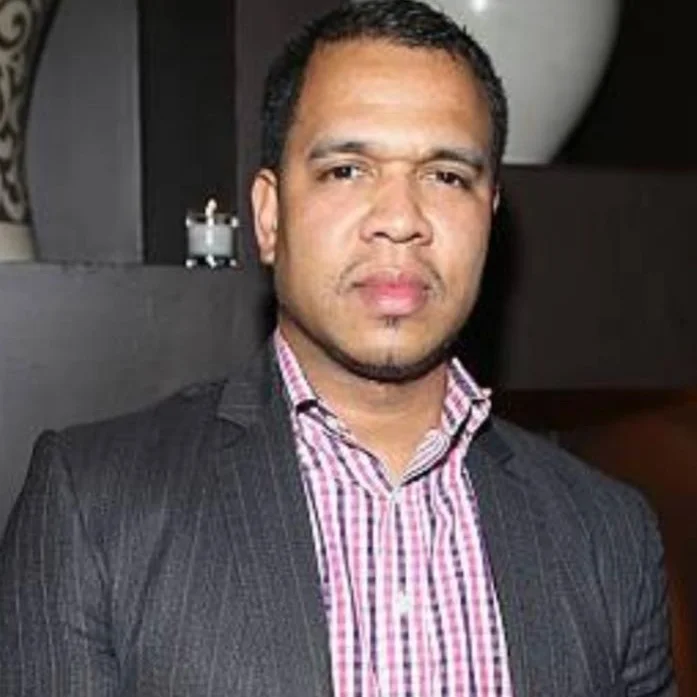 JOHNNY NUNEZ - Photographer & Entrepreneur