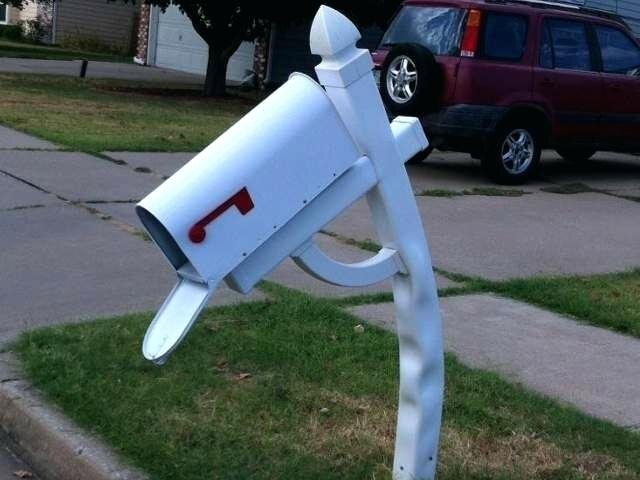 broken-mailbox-broken-mailbox-key-broken-mailbox-lock-usps.jpg