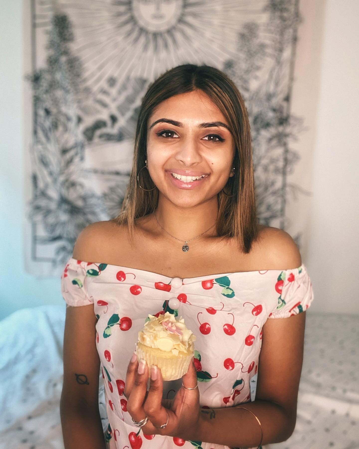 24 today 🌞 featuring some of the food I made &amp; ate on my birthday weekend! Recipes coming soon but for today, I&rsquo;m going to relax &amp; celebrate with a few of my favorite people🤍
.
dEATS
✨ cherry blossom cupcake 🧁 from @stickyfingersdc
✨