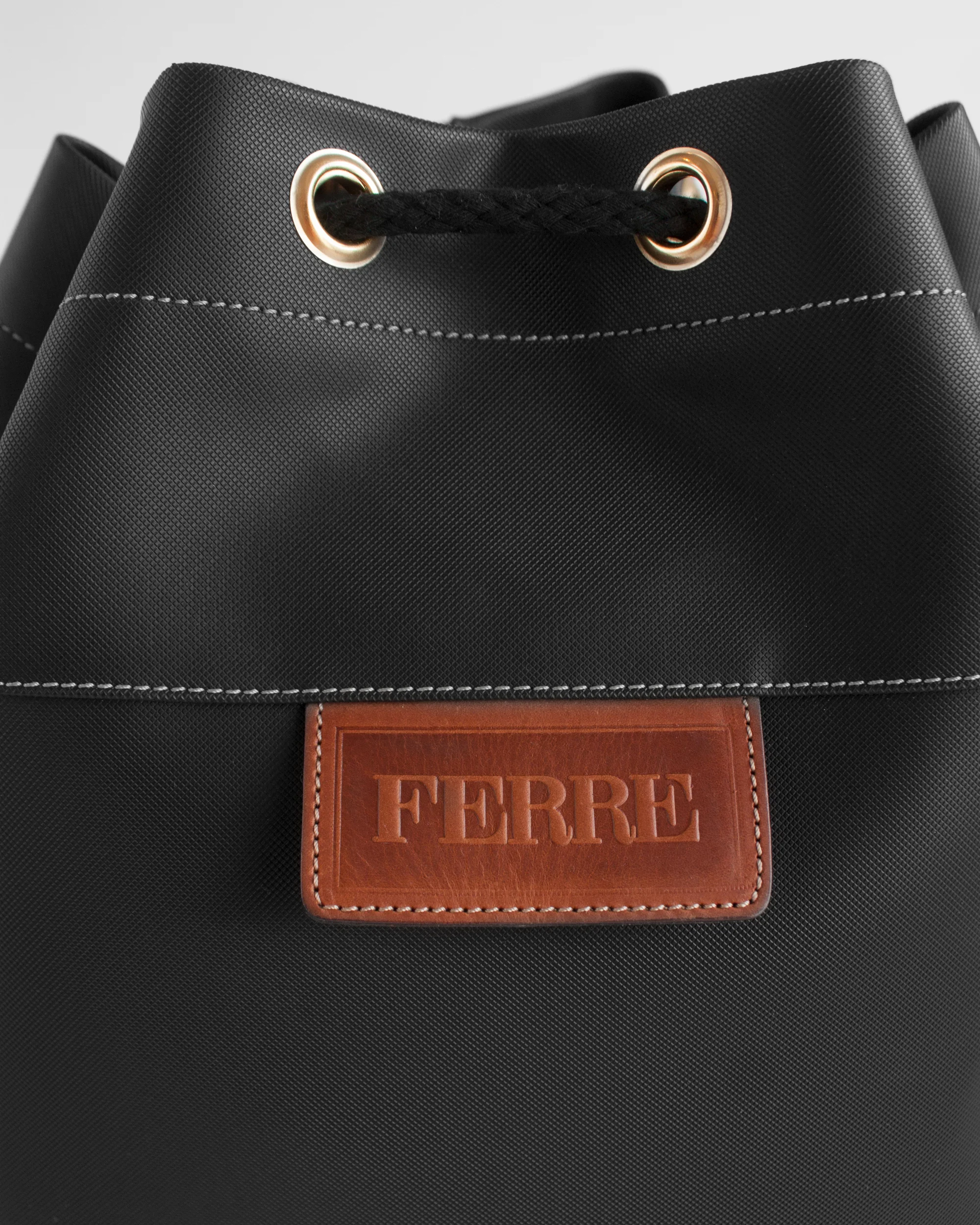 Gianfranco Ferre Back Pack Sac 2.jpg