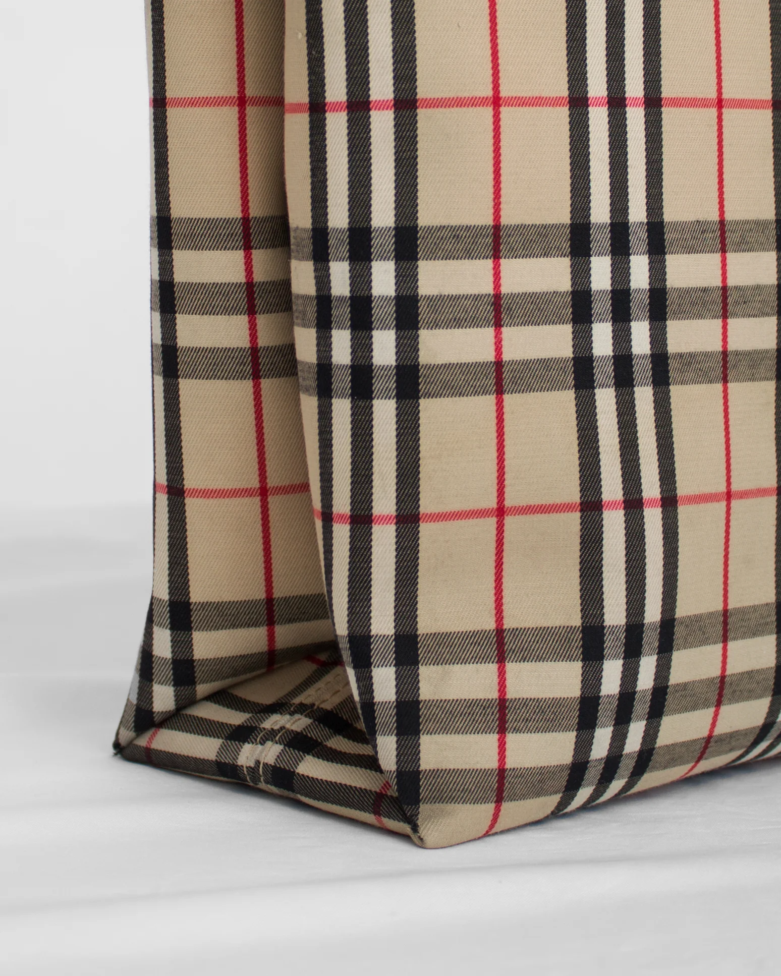 Burberry Hand bag Shopper Check Iconic 6.jpg