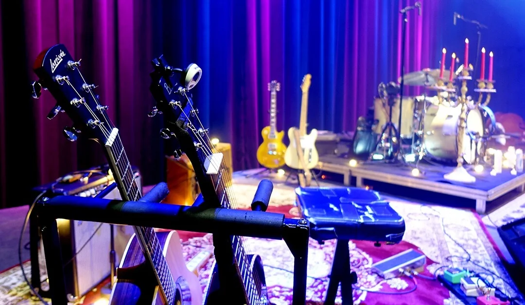 guitars.JPG