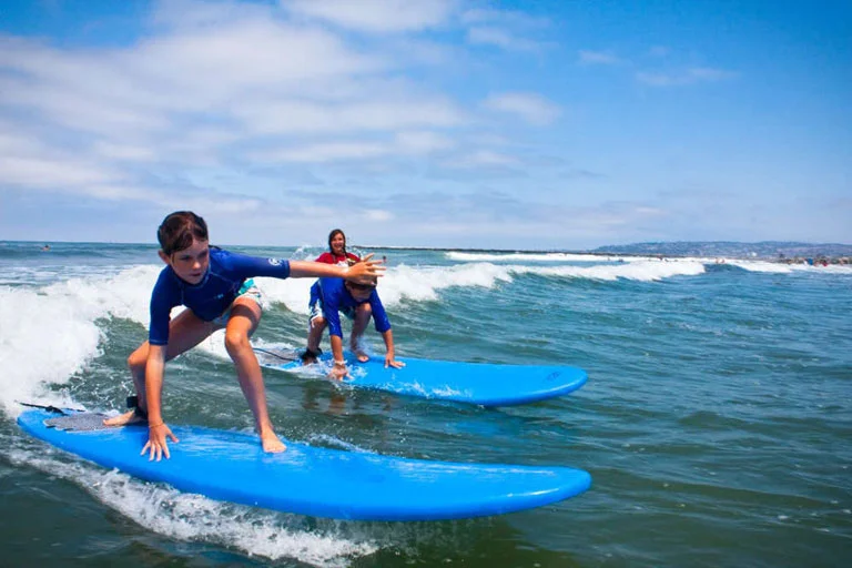 ocean_experience_surf_school_students.jpg