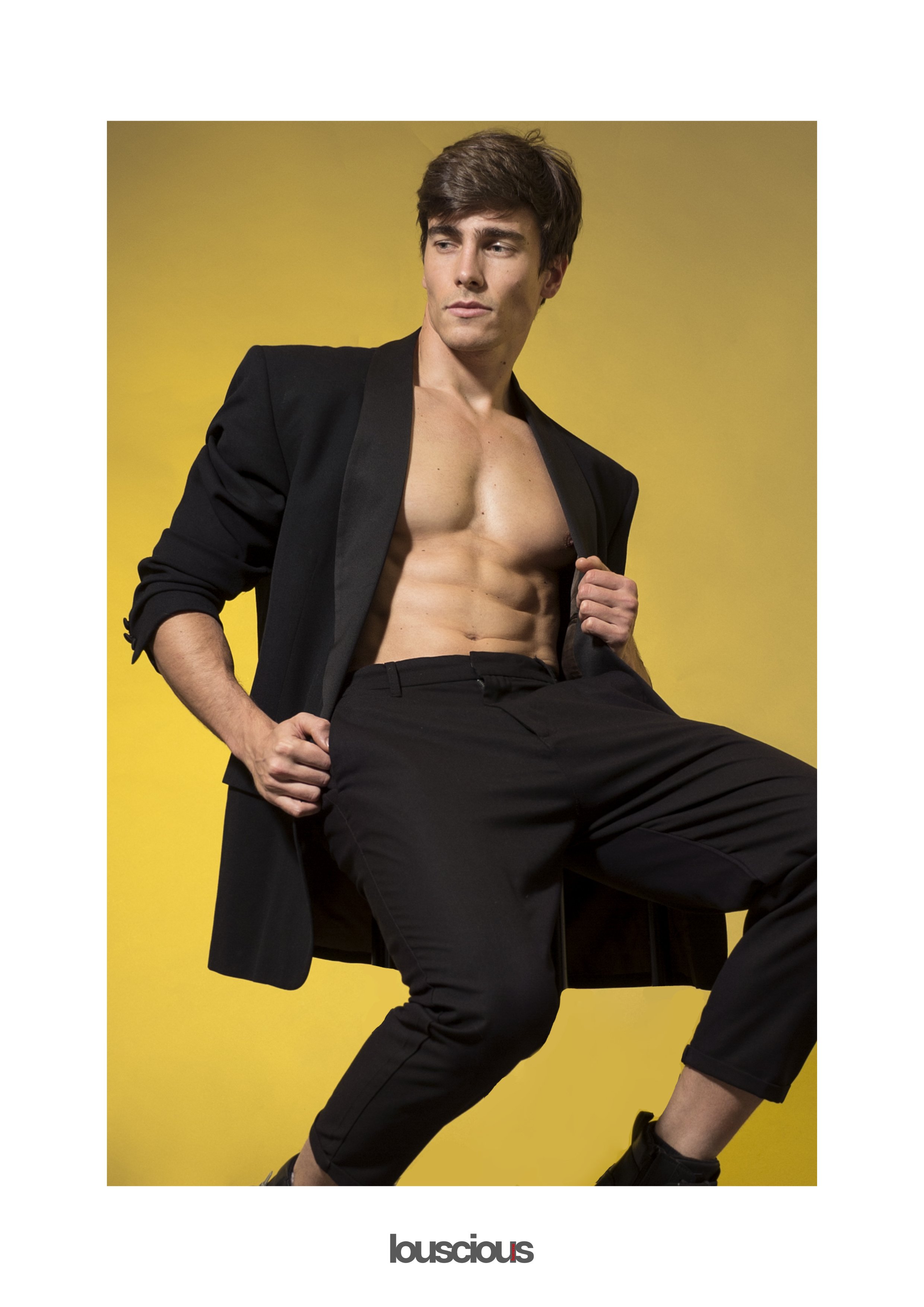 Louscious Homme Online Editorial - Tomas by Gonzalo Pepe_4.jpg