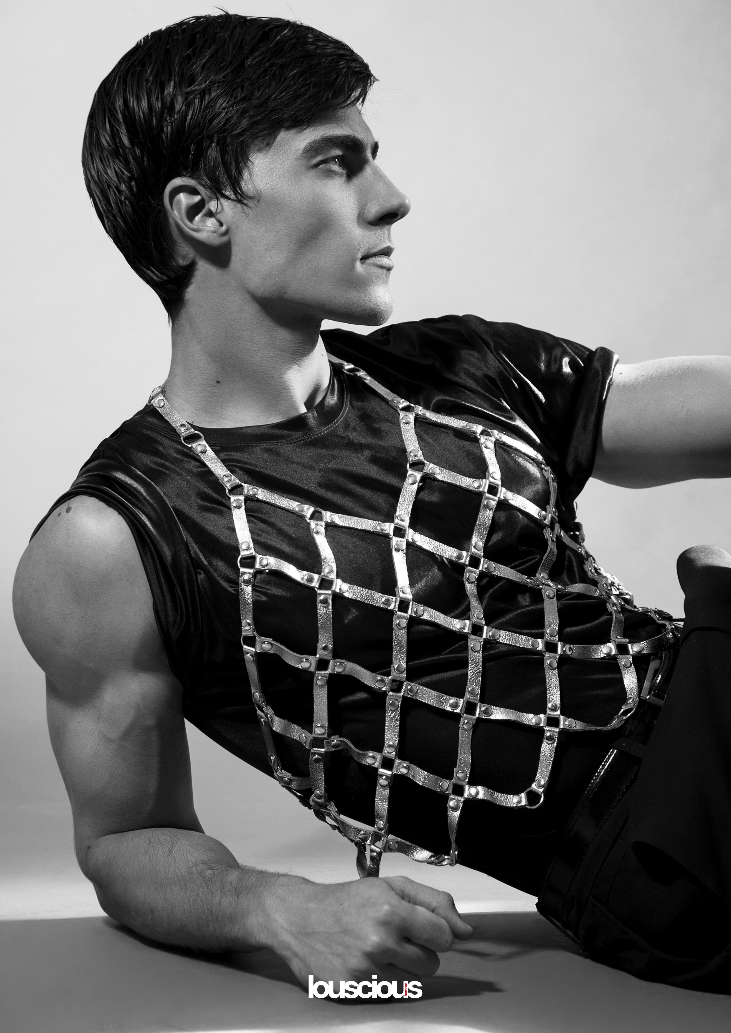 Louscious Homme Online Editorial - Tomas by Gonzalo Pepe_7.jpg