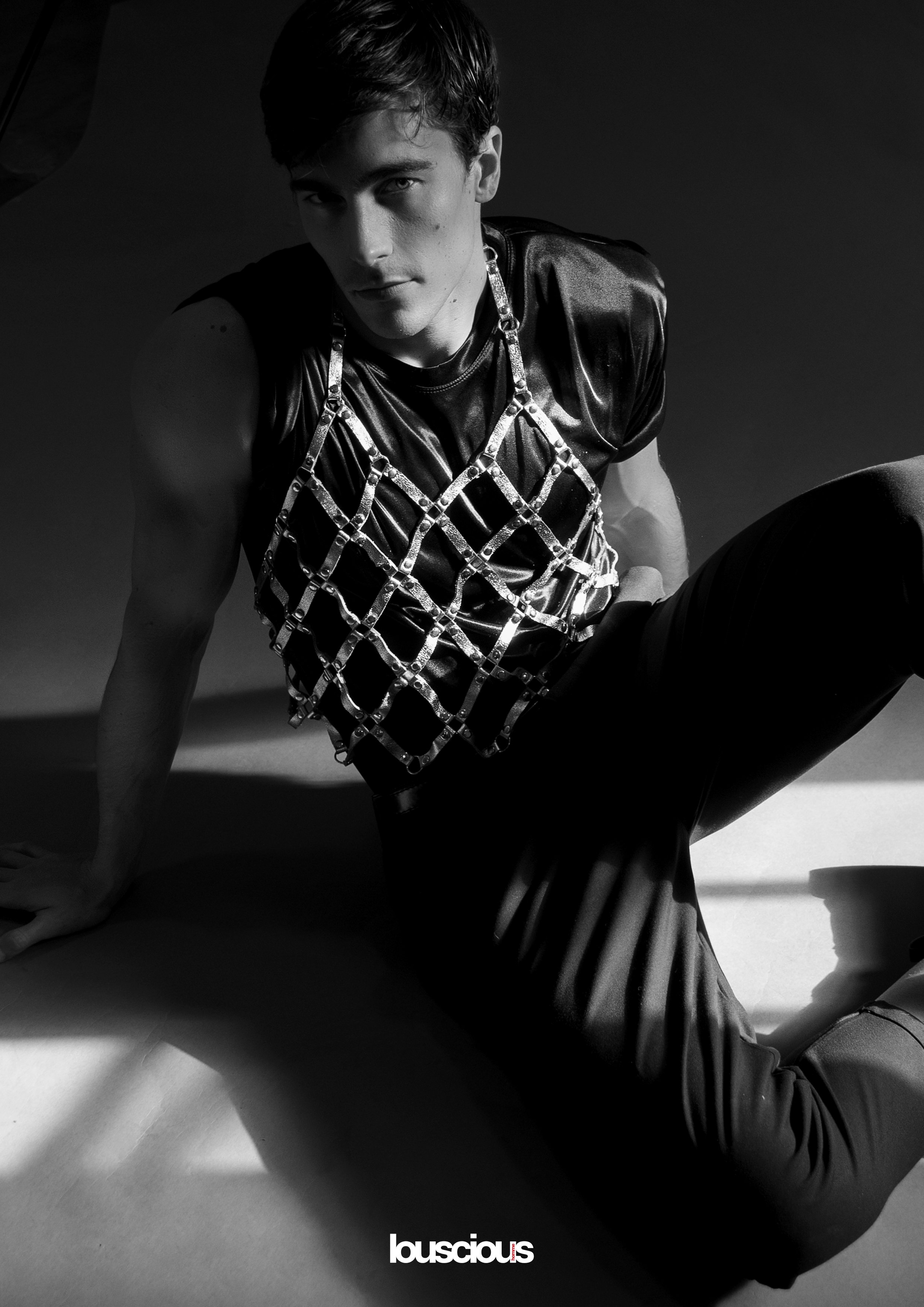 Louscious Homme Online Editorial - Tomas by Gonzalo Pepe_8.jpg