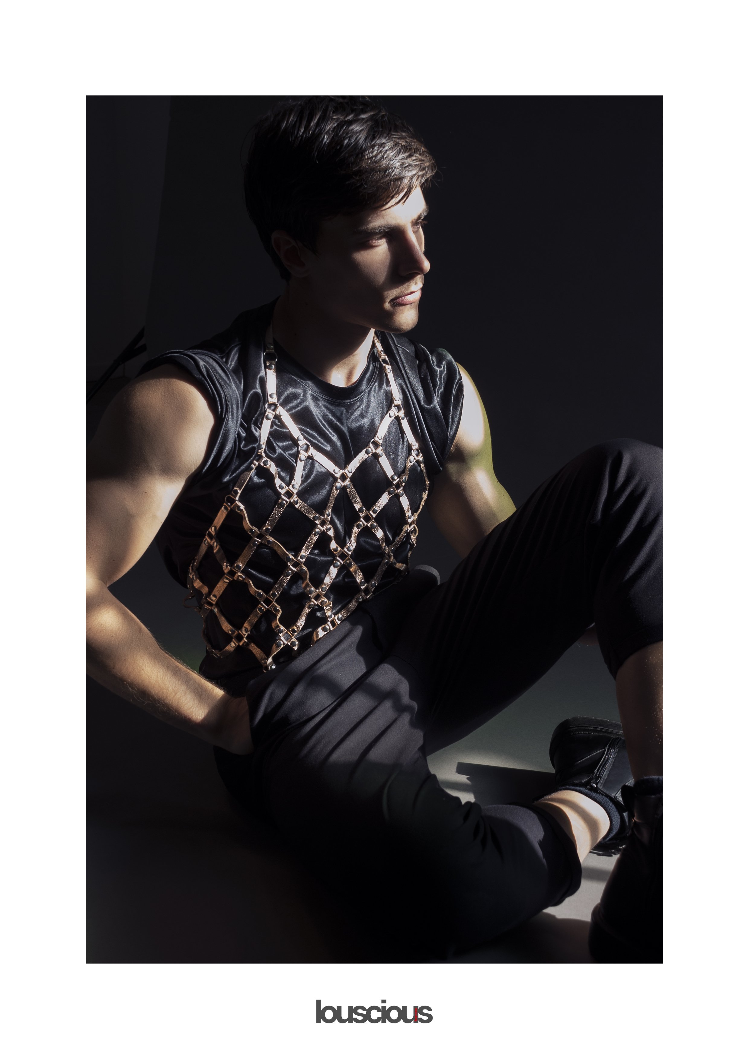 Louscious Homme Online Editorial - Tomas by Gonzalo Pepe_10.jpg