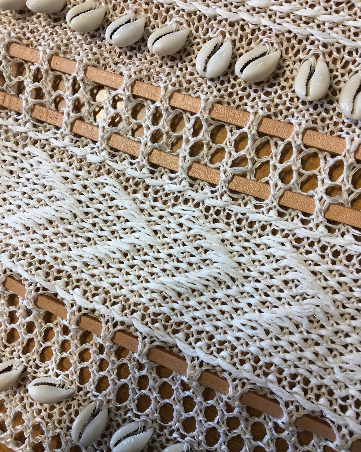 Artisanal inlay stitches with leather and shells. 🐚 
Made by MRC

#knitwear
#shells
#leather
#mrcknitwear
#artisanal
#madeinItaly
#innovation
#textiles
#technicaltextiles
#textures
#knitting
#knit
#knitlab
#knittersofinstagram