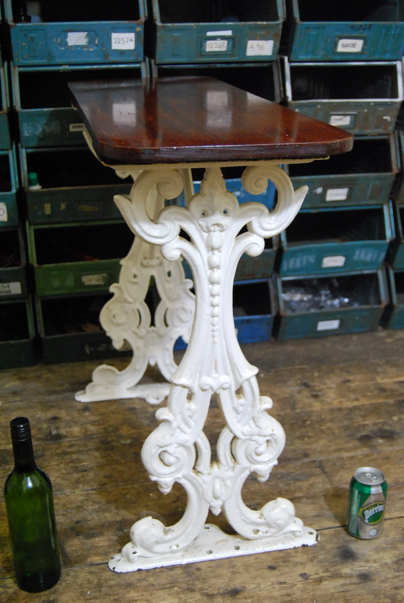 upcycled iron base table gplanera DSC_0611.JPG