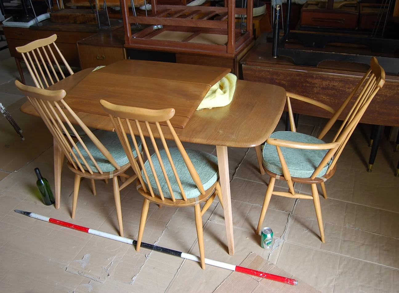 Extending Ercol plank and chairs England gplanera DSC_0493a.JPG