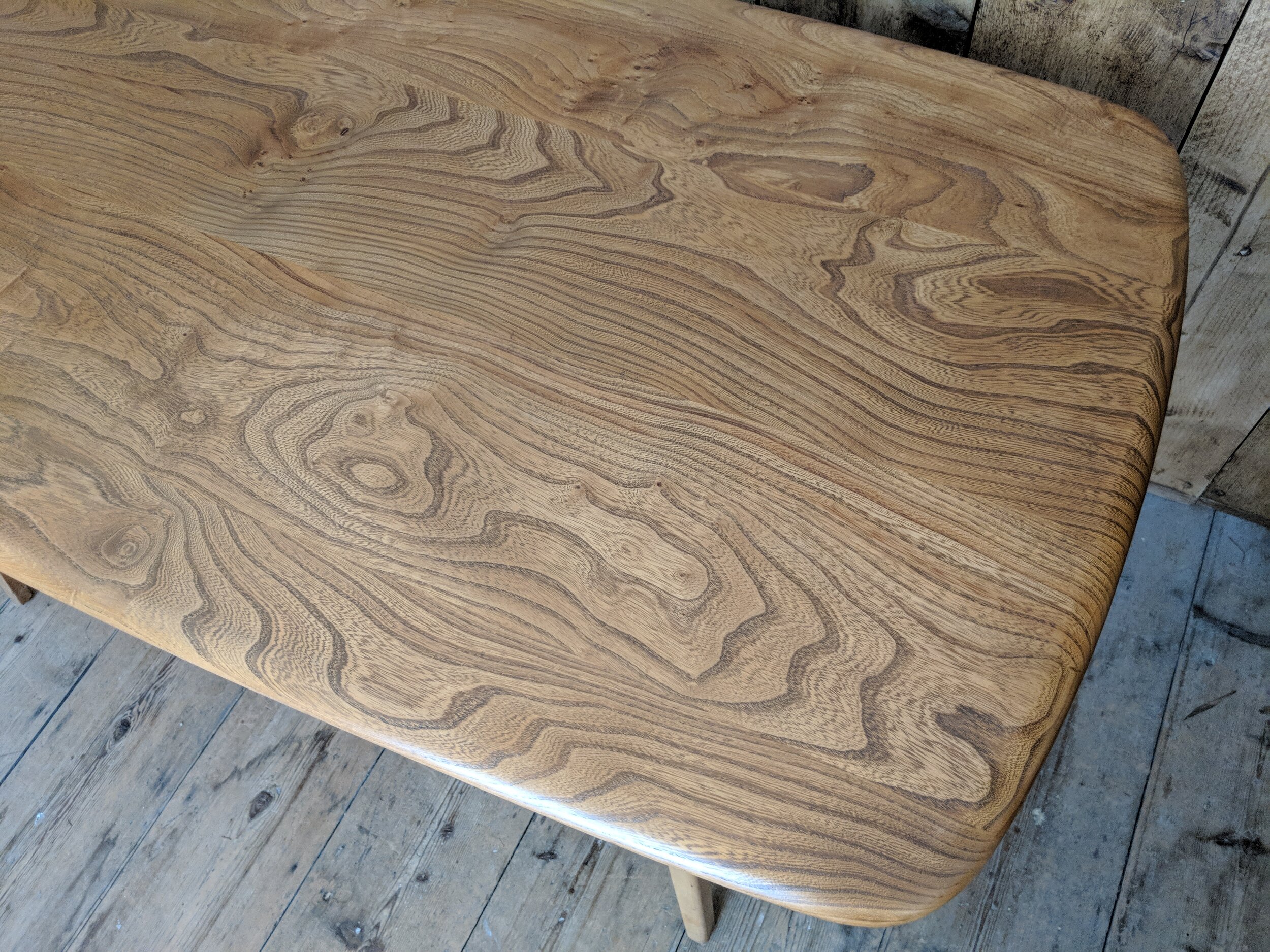 Ercol plank table top with complex elm grain gplanera.jpg
