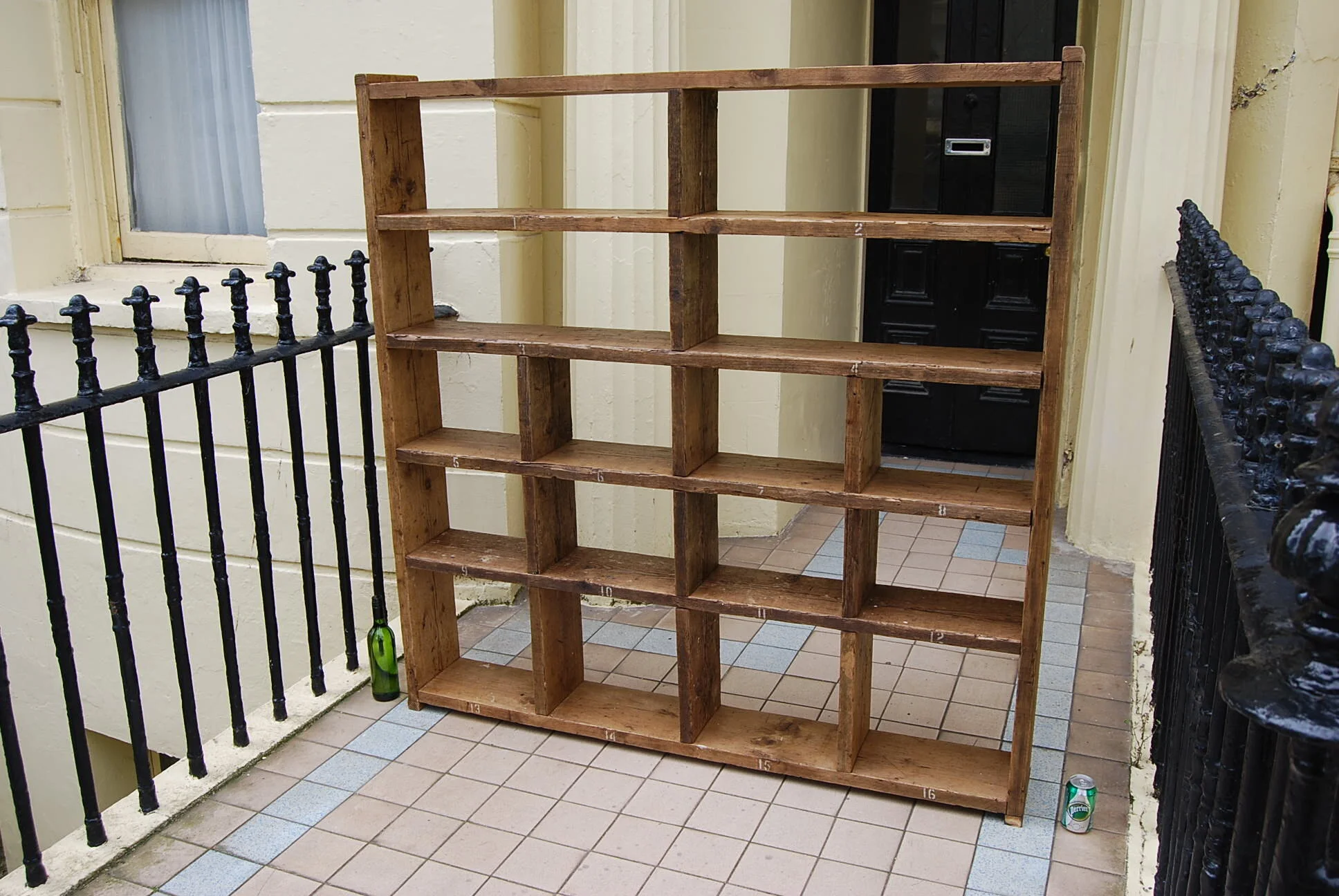 u Pigeon holes made to measure.JPG