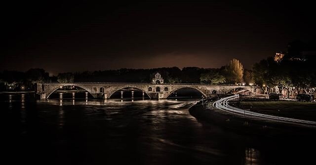 Pont Saint-B&eacute;n&eacute;zet sur le Rh&ocirc;ne | Avignon, France
.
.
.
#avignon #travelfrance #nikonfrance #instadaily #pontdavignon #photographylovers #photographyislife #awesome_shots #shotoftheday #wow #main_vision #traveltheworld #picoftheda