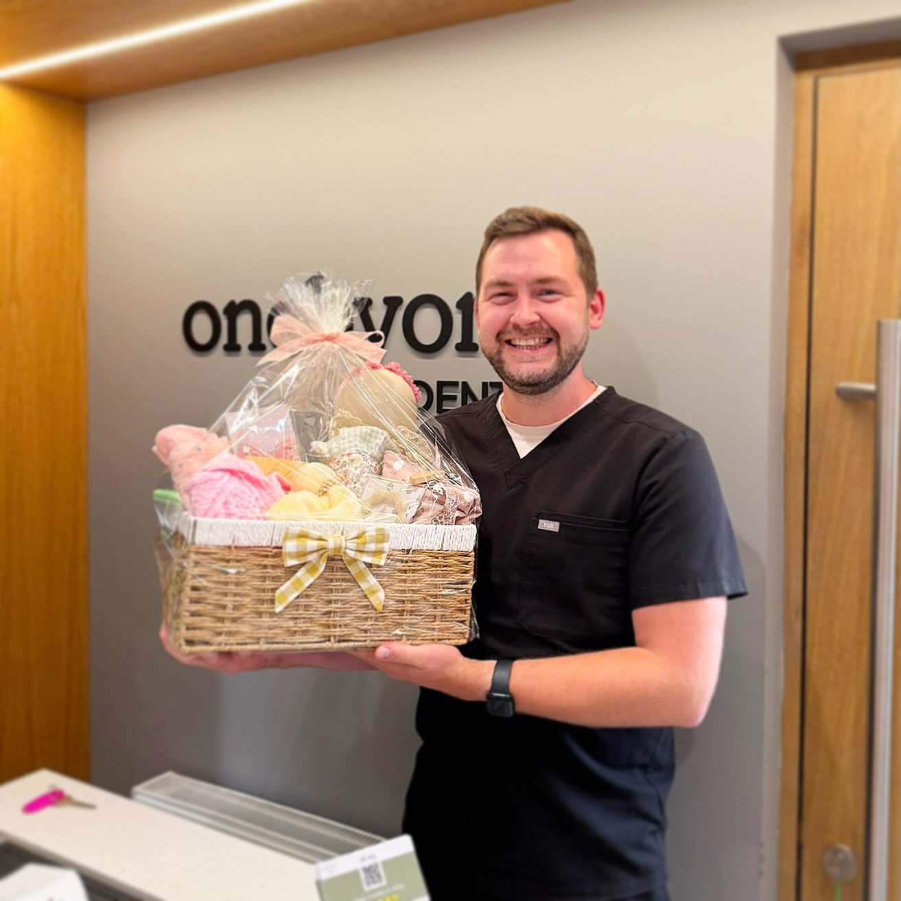 A massive congratulations to 👨🏻&zwj;⚕️ Eoghan and his wife Clodagh on the arrival of their beautiful baby girl! 🩷👶🏼

The ladies of @onebyonedental ♾️ Stranmillis 📍 put together the most gorgeous little hamper to welcome her into the world &mdas