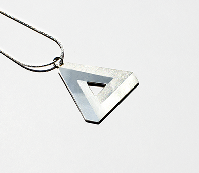 TRI necklace
