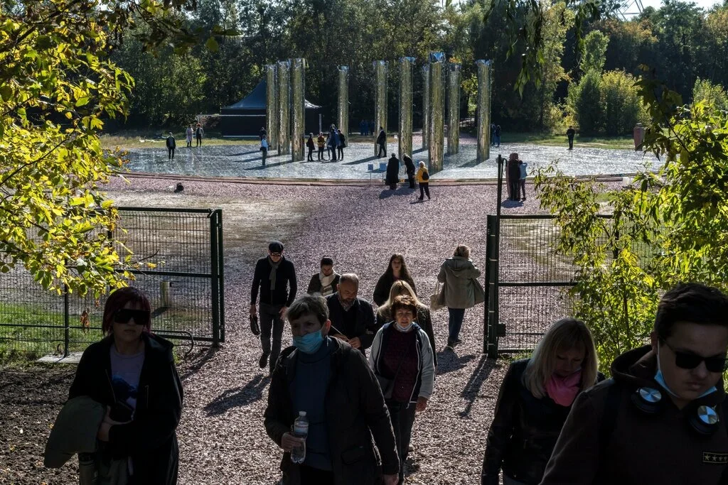 A Tech-Savvy Holocaust Memorial in Ukraine Draws Critics and Crowds