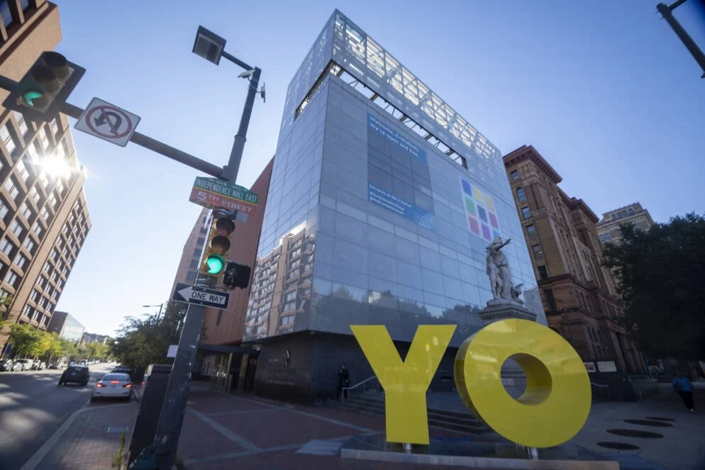 Weitzman Takes Step Toward Becoming Smithsonian Institution