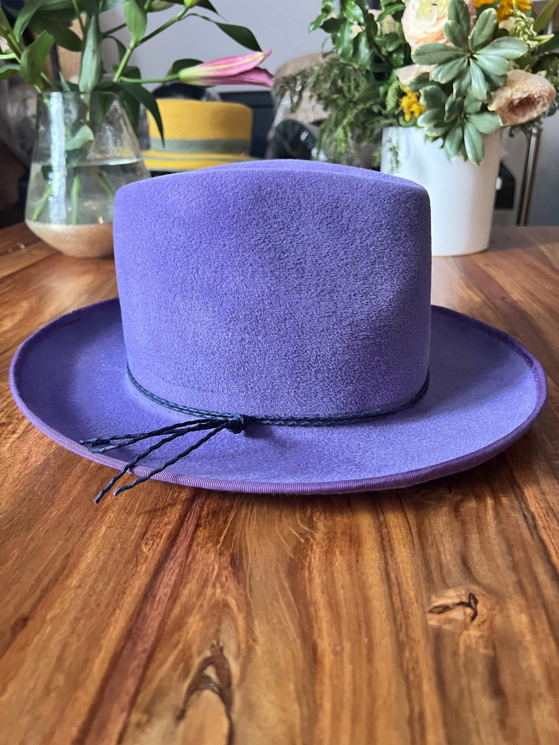 0FB014F3-B73E-40A1-92EC-E33ECA52A1D5